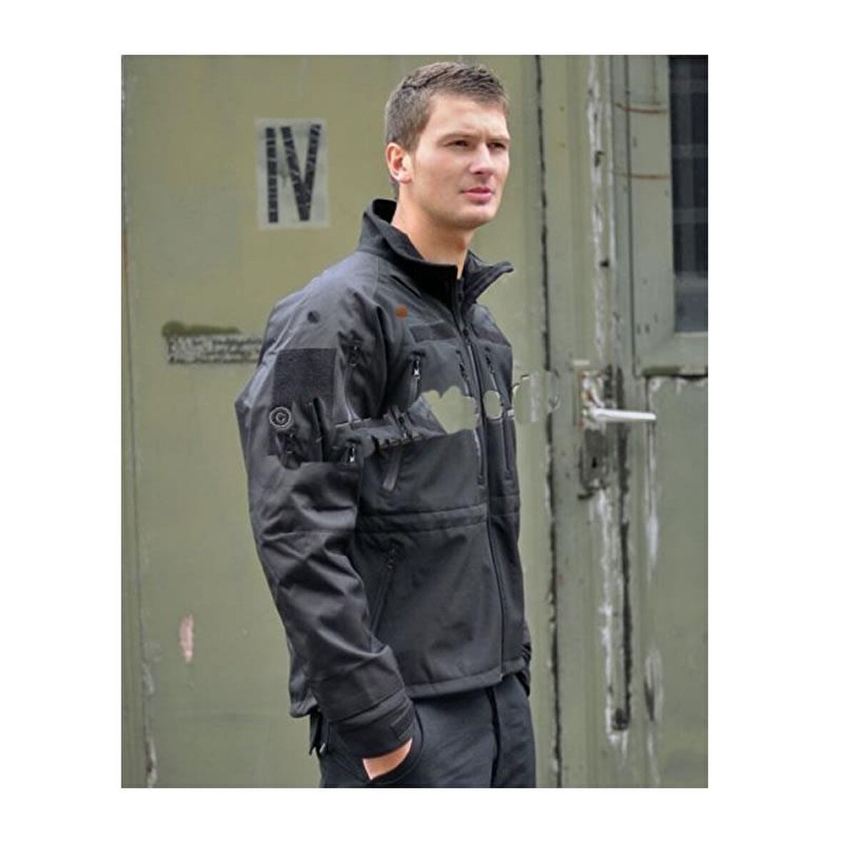 STURM SOFTSHELL SIYAH MONT