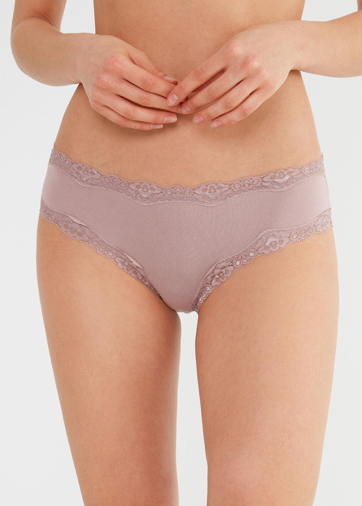 Soft Touch Lacy Slip Külot