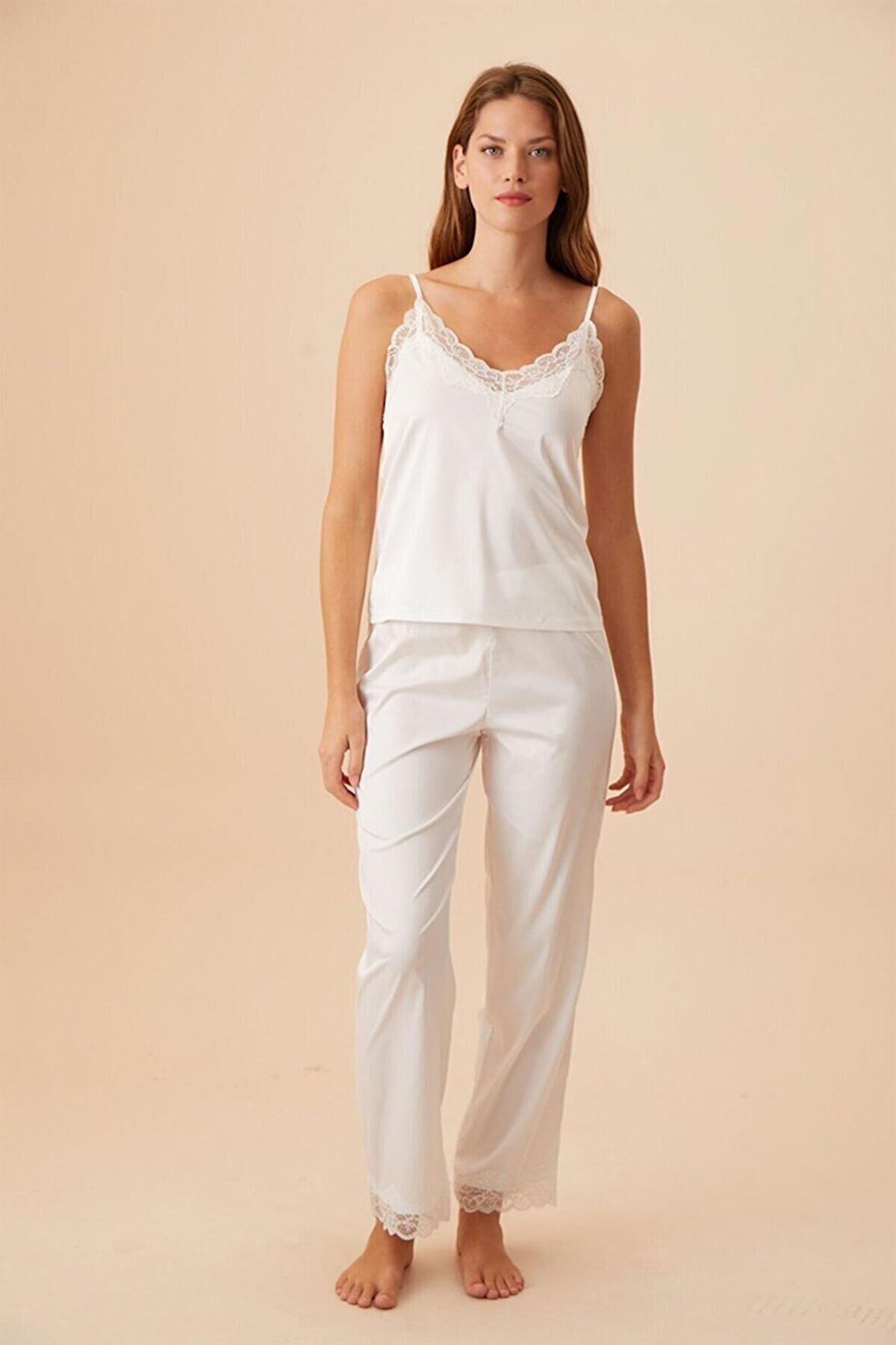 Ekru Pansy Lace Supant