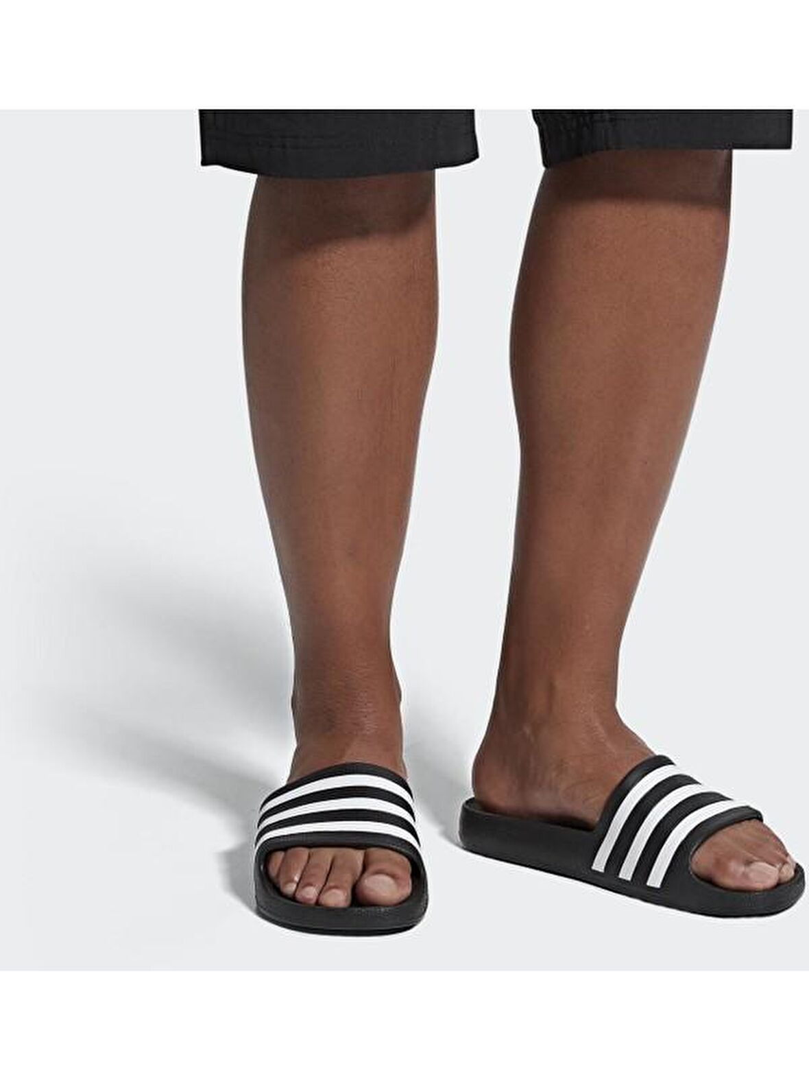 adidas Siyah - Beyaz Erkek Terlik F35543 ADILETTE AQUA