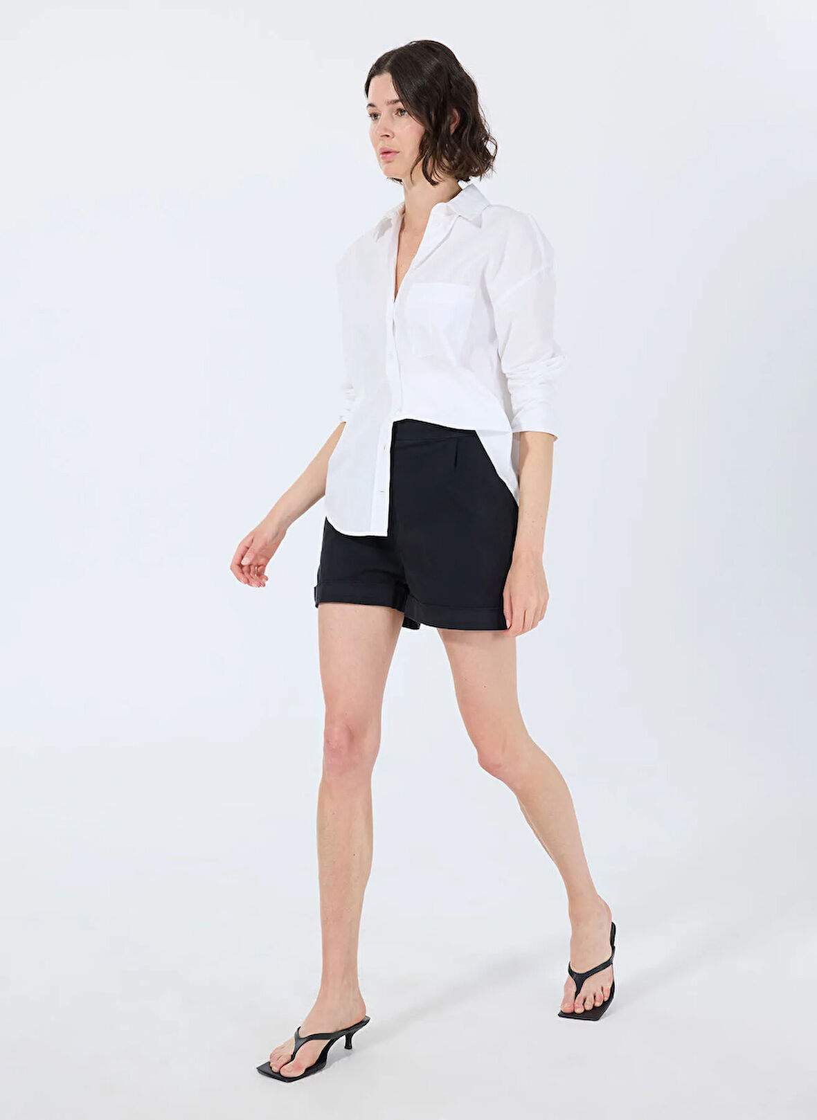 Siyah Kadın Normal Bel Normal Kalıp Şort 50540402