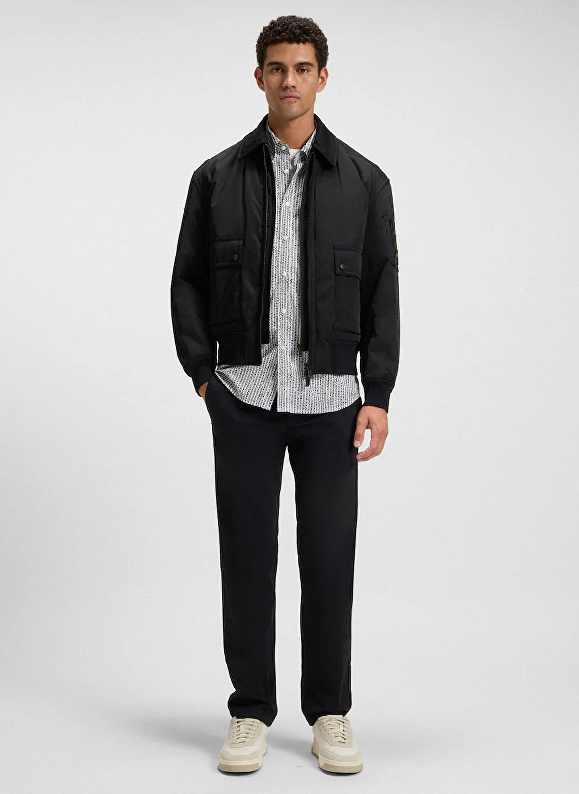 Boss Siyah Erkek Mont Oking