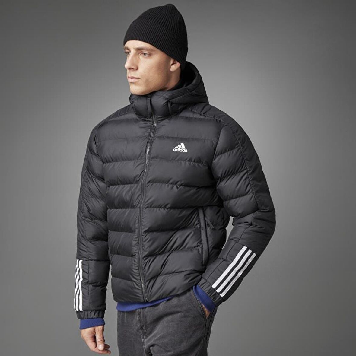 adidas ITAVİC 3-STRİPES MİDWEİGHT KAPÜŞONLU MONT GT1674