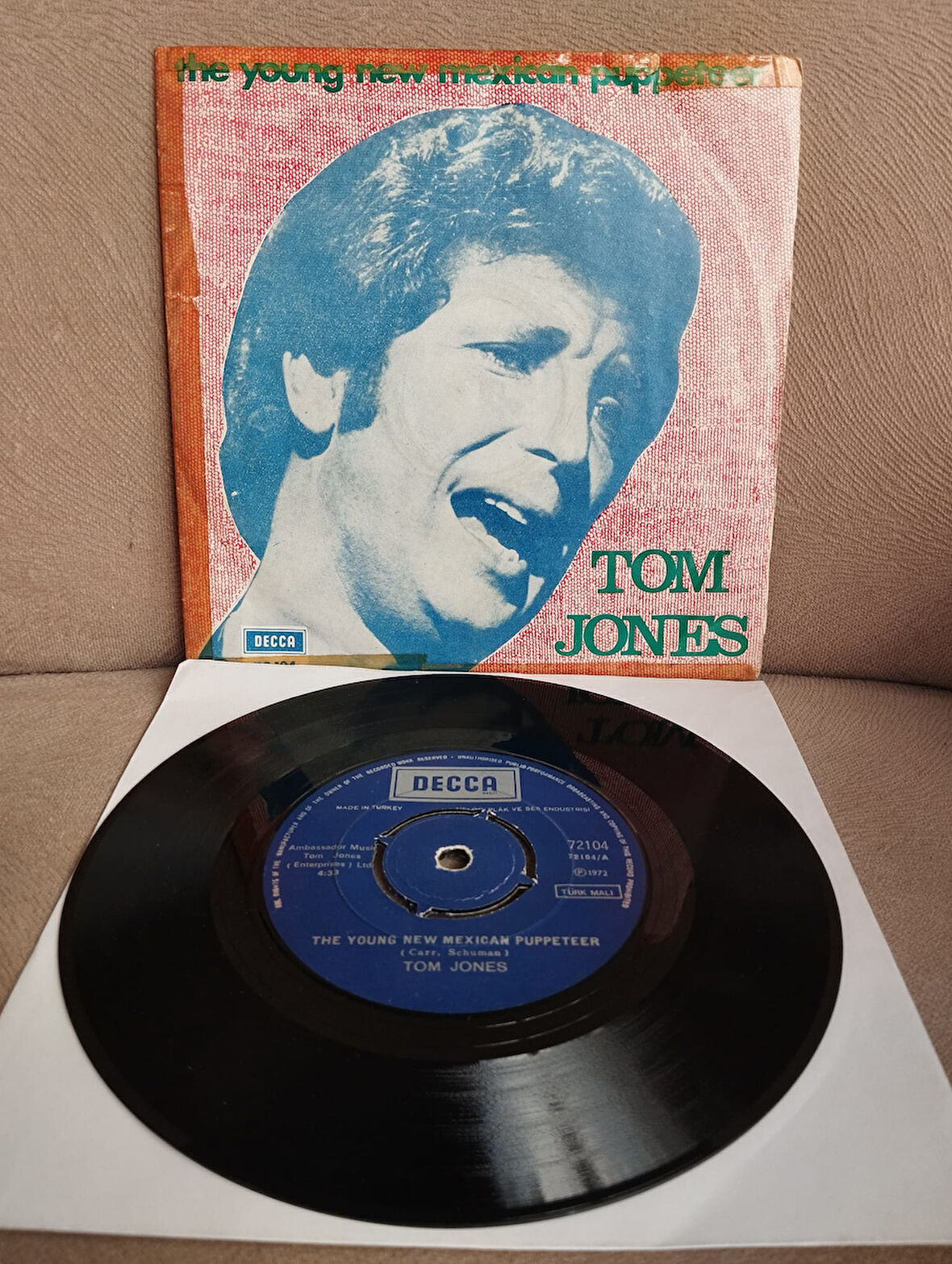 Tom Jones ‎– The Young New Mexican Puppeteer  - 1972 Türkiye Basım 45lik Plak-2.EL
