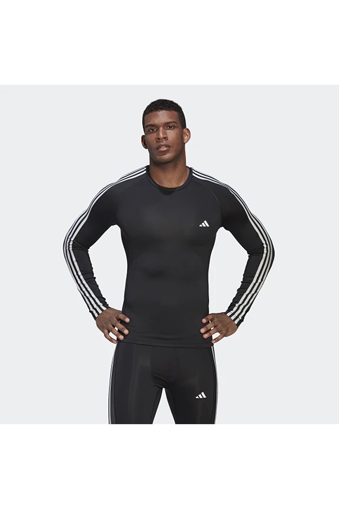 adidas Erkek T-shirt HD3532