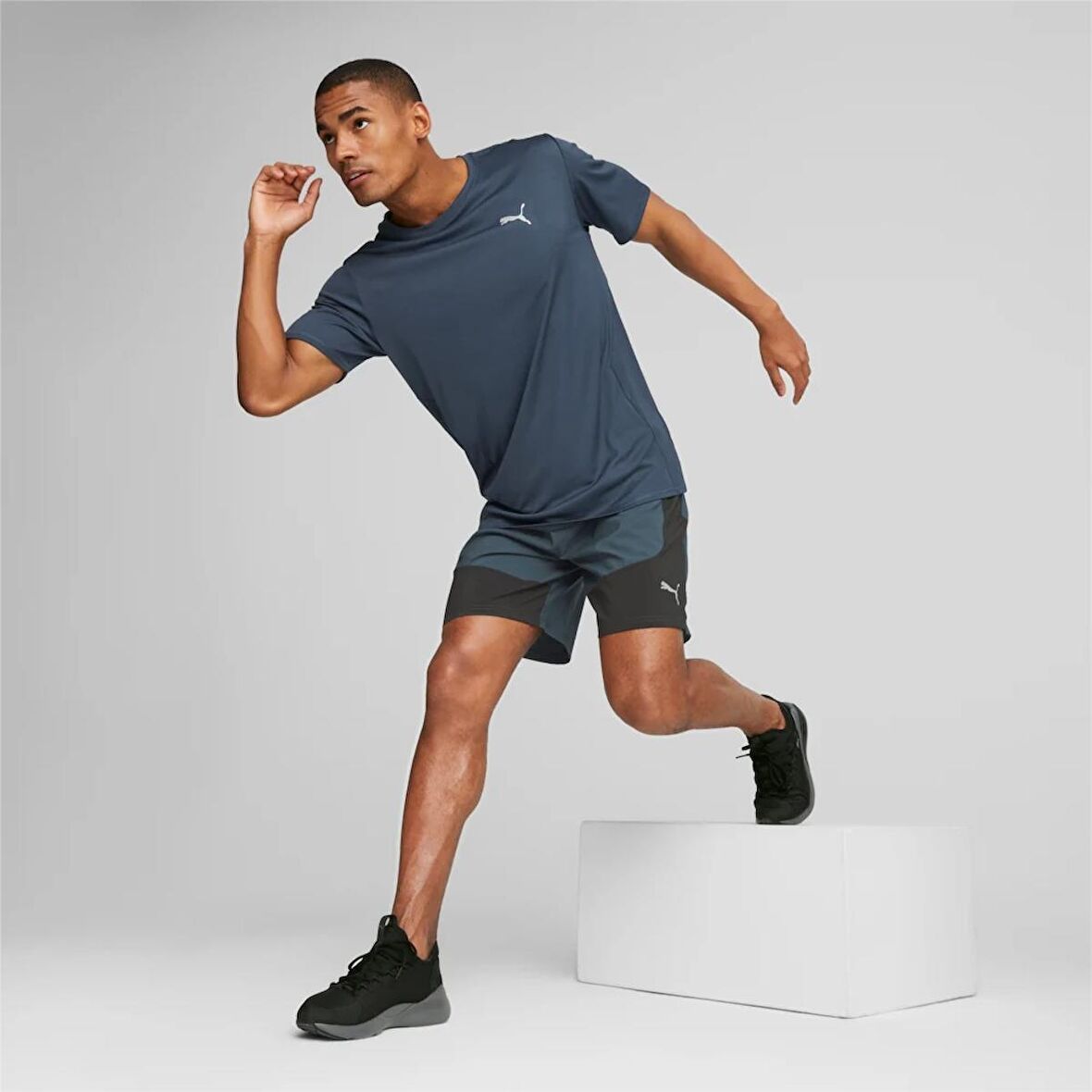Puma RUN FAVORITE SS TEE M LACİVERT Erkek Tshirt