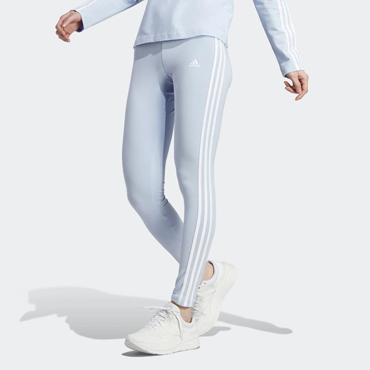 Adidas Kadın Tayt Loungewear Essentials 3 Stripes