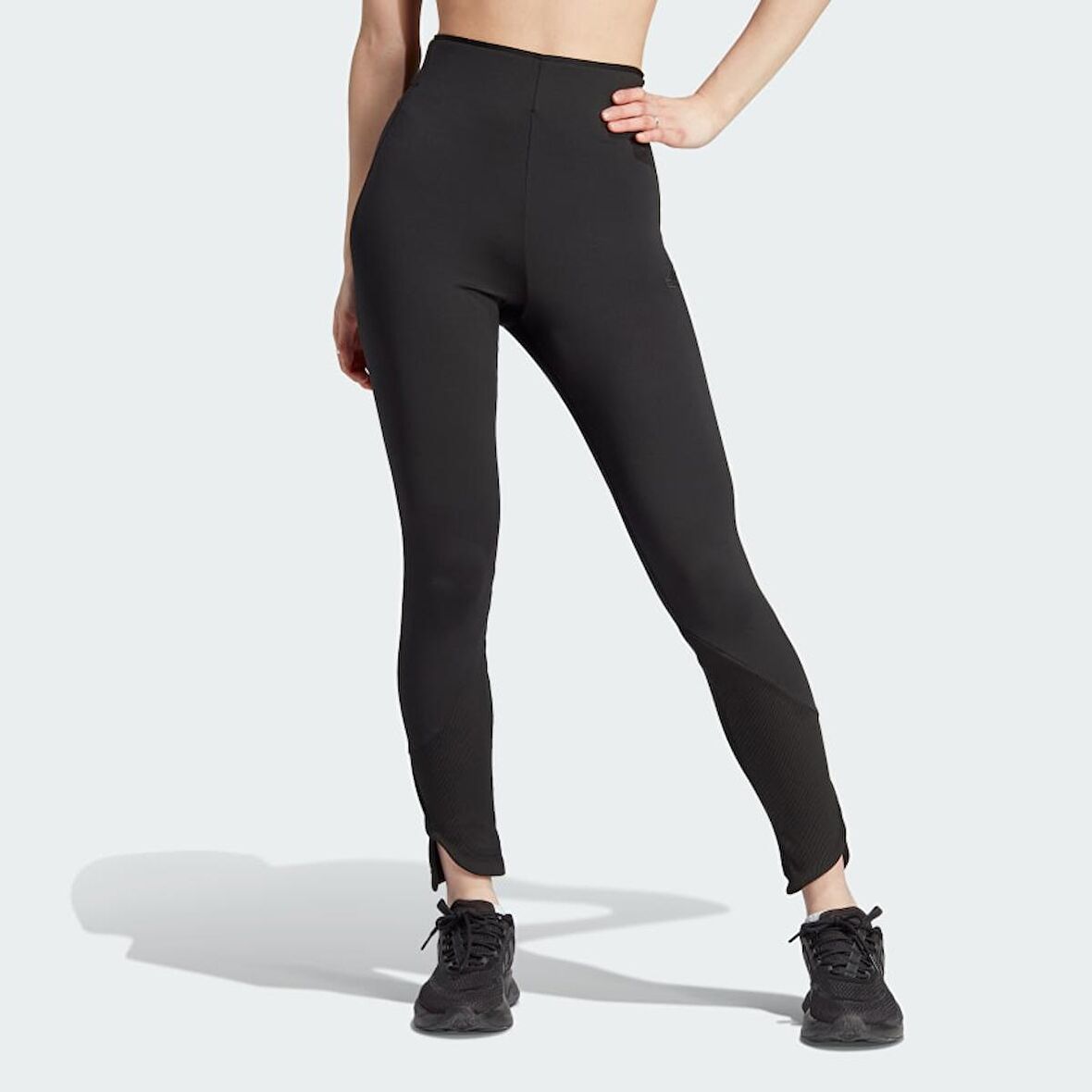 W Z.N.E. LEG