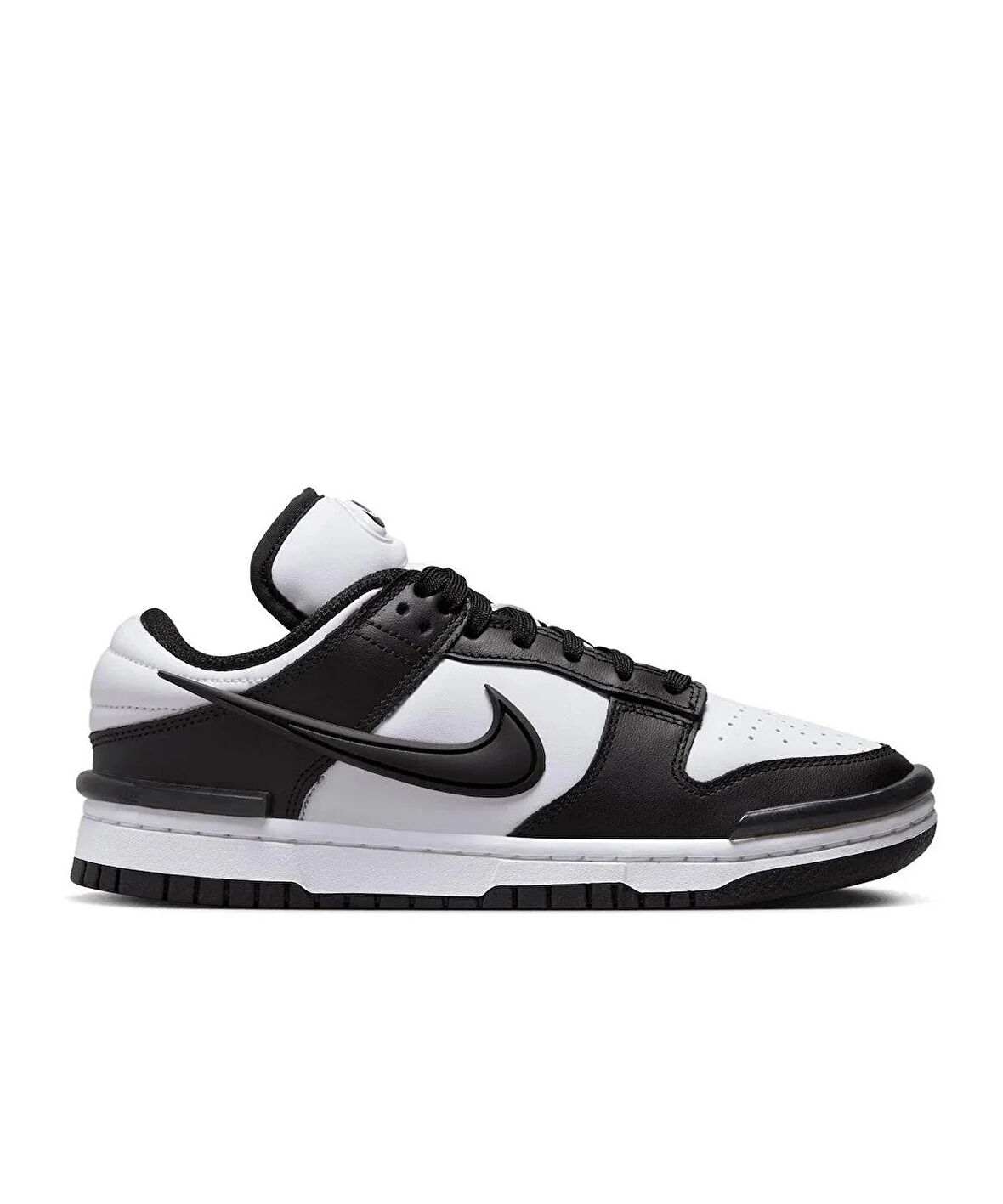 Nike Dunk Low Twist
Panda Unisex Sneaker