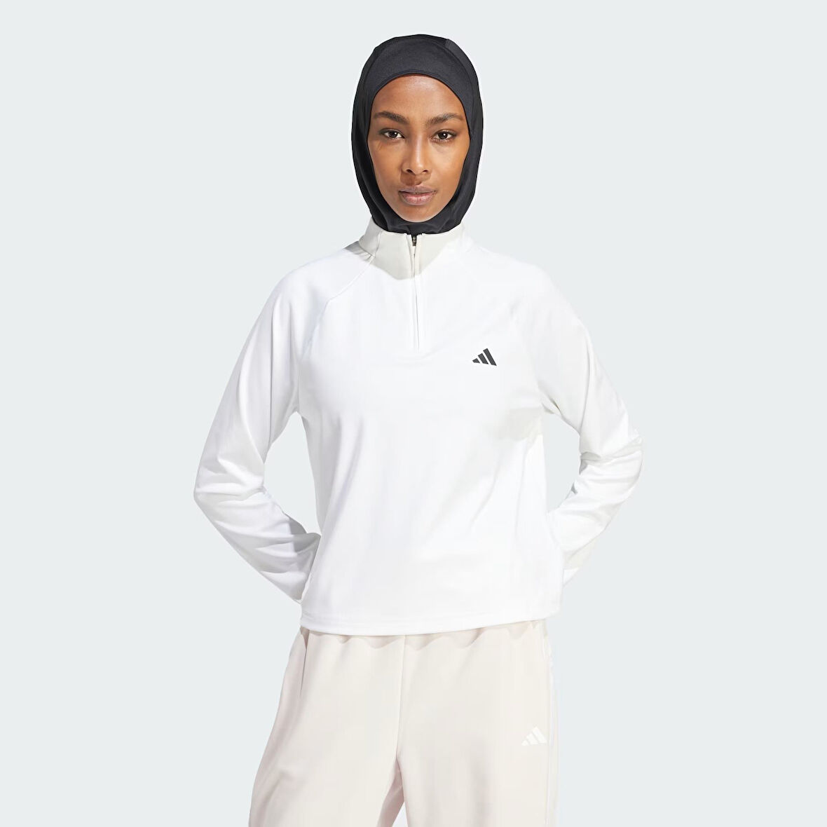 Adidas Tr-Es 1/4Zıp Kadın Sweat