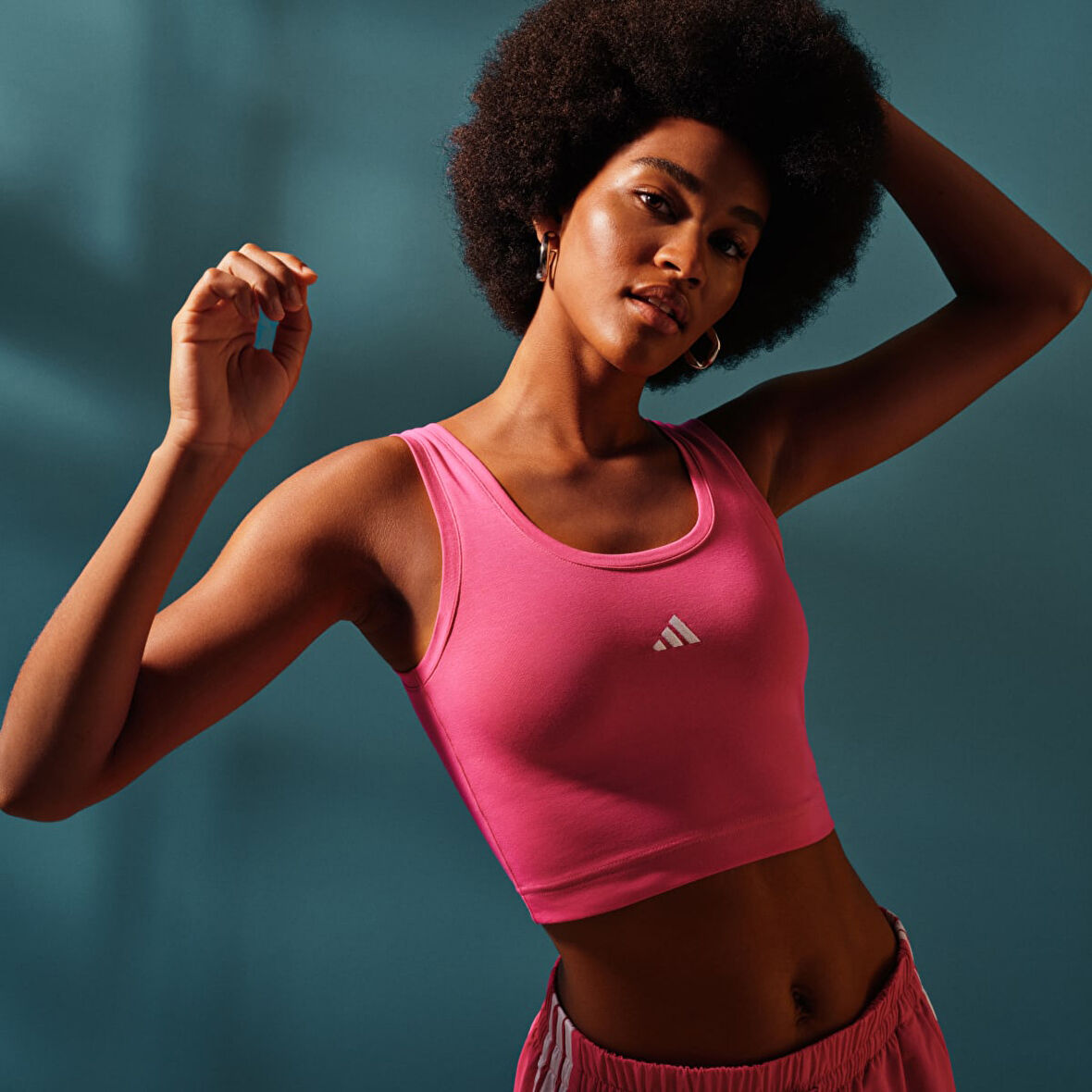 Adidas Kadın Tişört Small Logo Slim