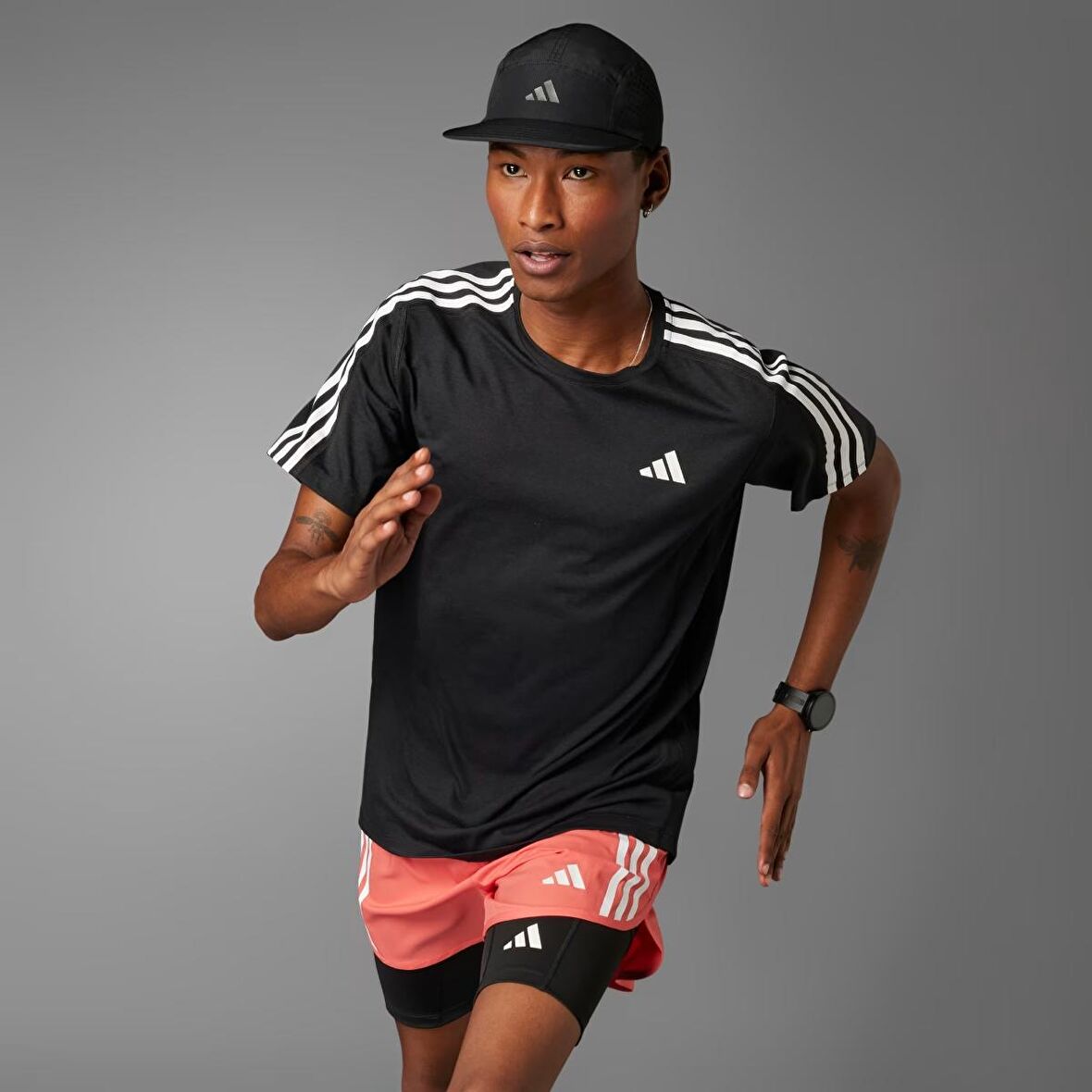 Adidas Erkek Tişört Own The Run 3 Stripes