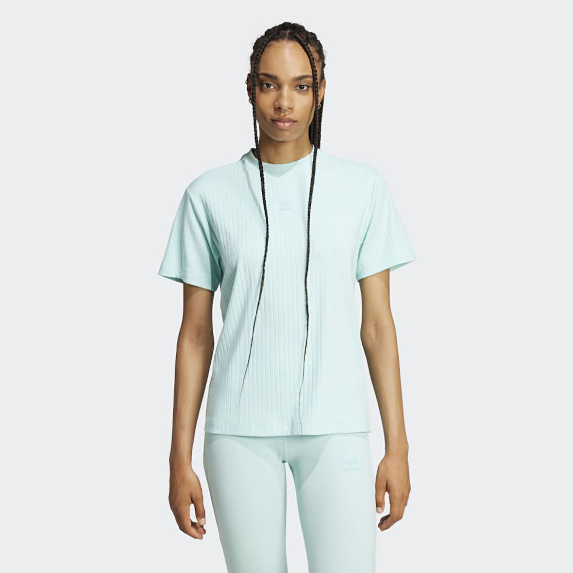 adidas JC8060 ESS WR TEE Kadın T-Shirt