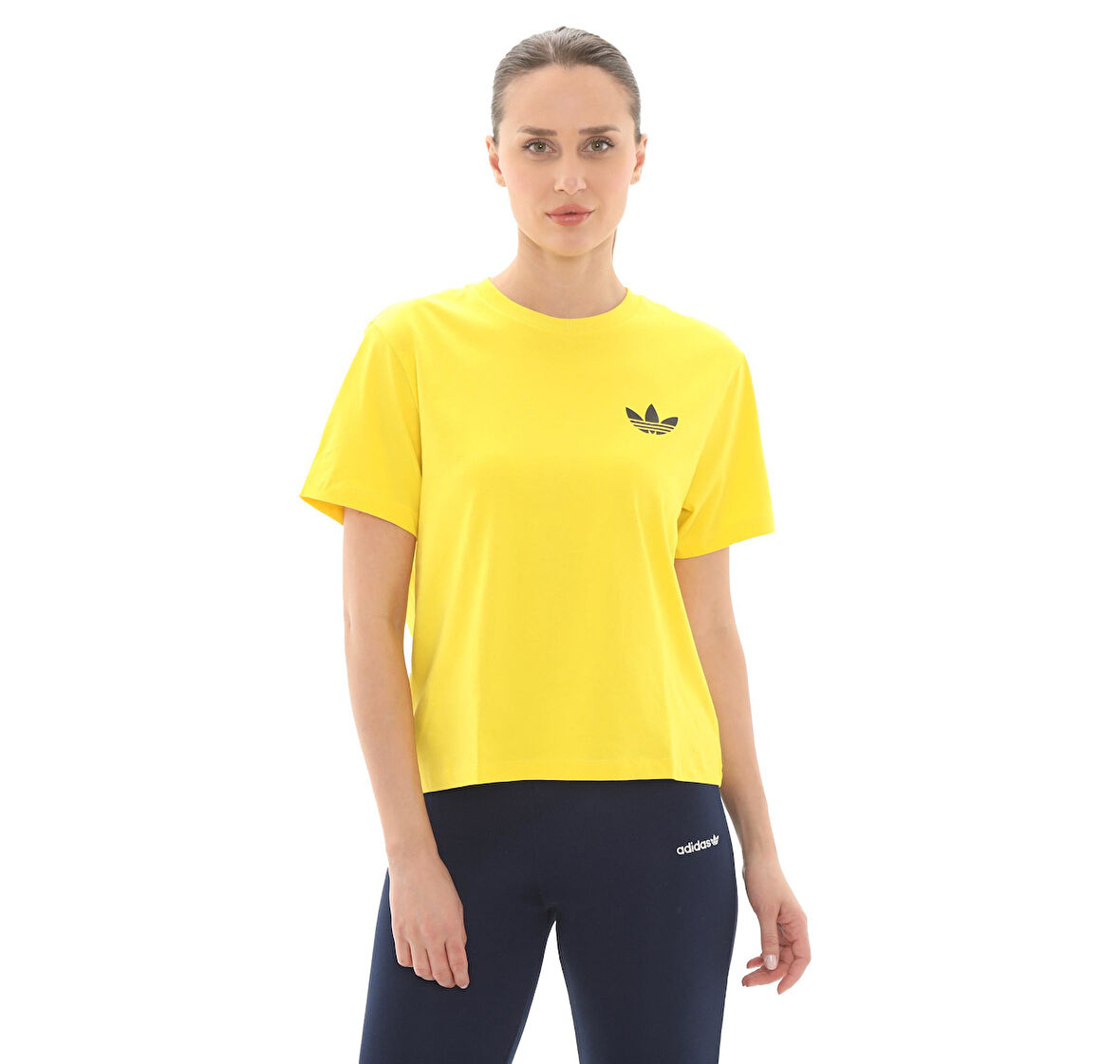 JD2741-K adidas Smıley Loose T Kadın T-Shirt Sarı