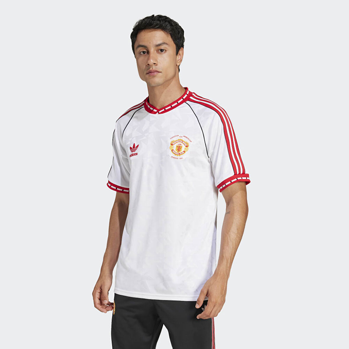 adidas JF0376 MUFC A JSY 91 Erkek T-Shirt