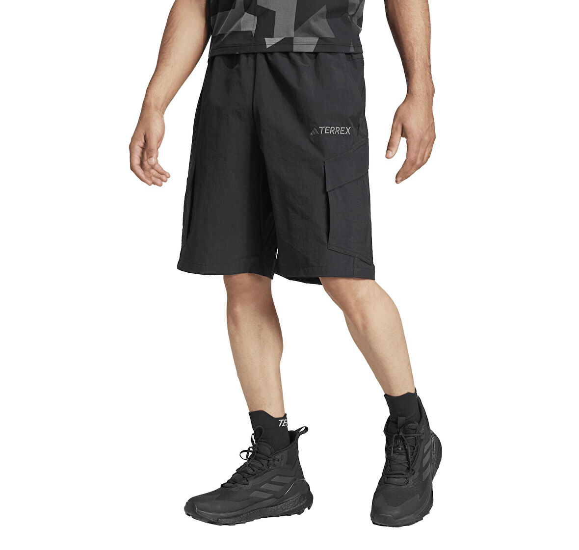 JE9420-E adidas Cargo Shorts Erkek Şort Ve Kapri Siyah