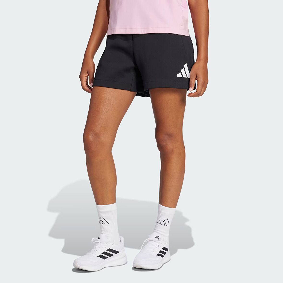 Adidas Kadın Günlük Şort W Z.N.E.  Short Jc5395