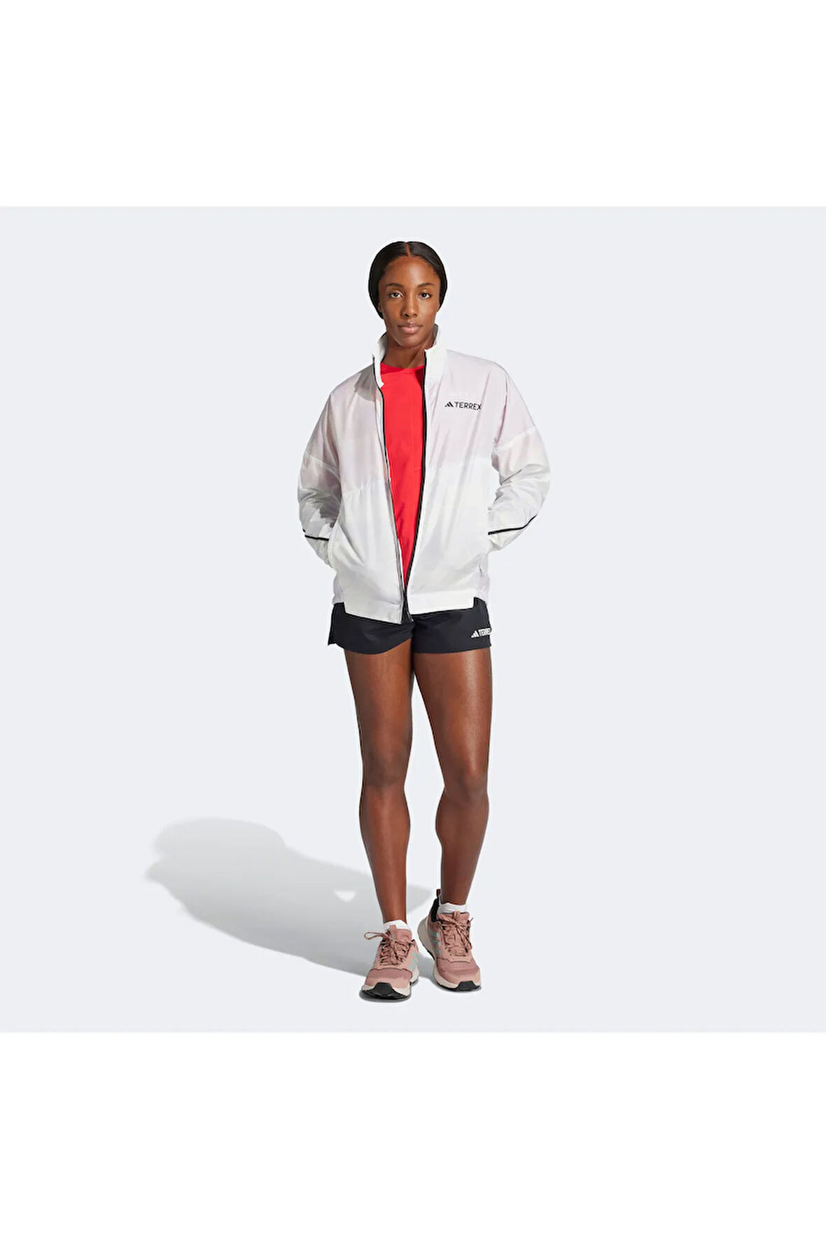 Terrex Multi Printed Kadın Gri Koşu Rüzgarlık