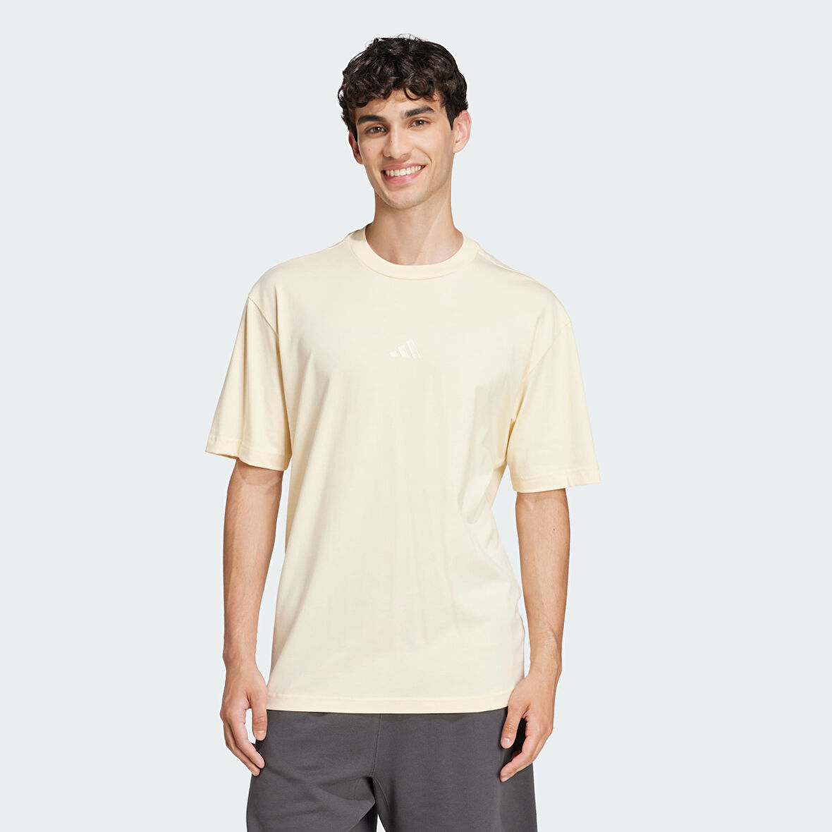 adidas JG0989 GRAPHIC TEE Erkek T-Shirt
