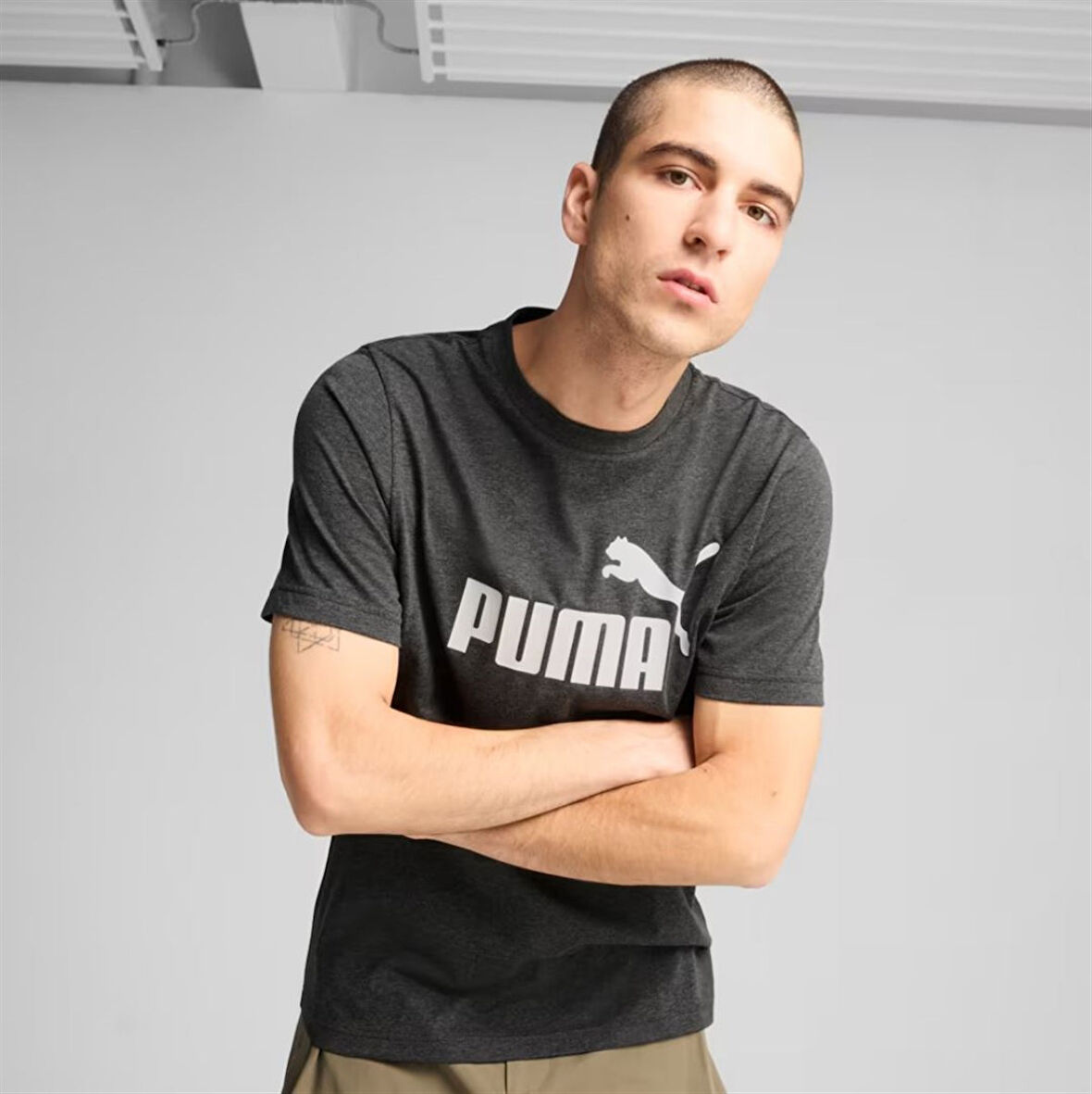 Puma Ess No.1 Logo Heather Tee Erkek Antrasit Spor Tişört - 682550 07