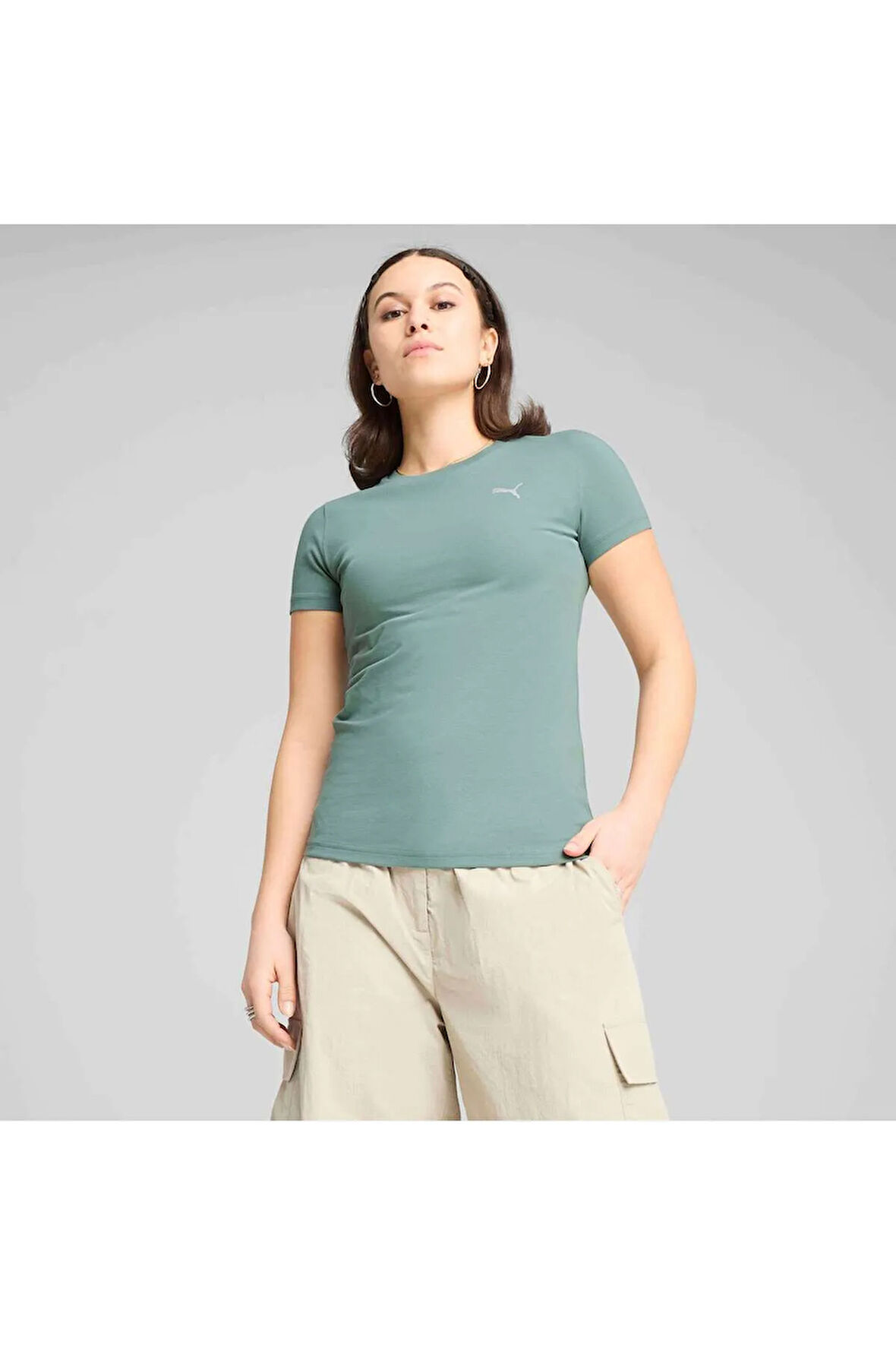 WARDROBE ESS Slim Tee