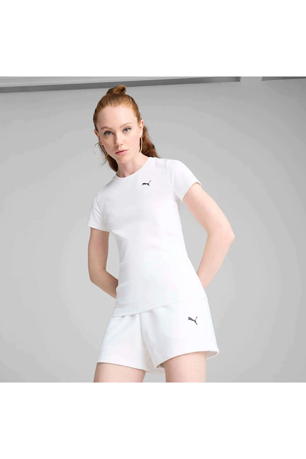 WARDROBE ESS Slim Tee