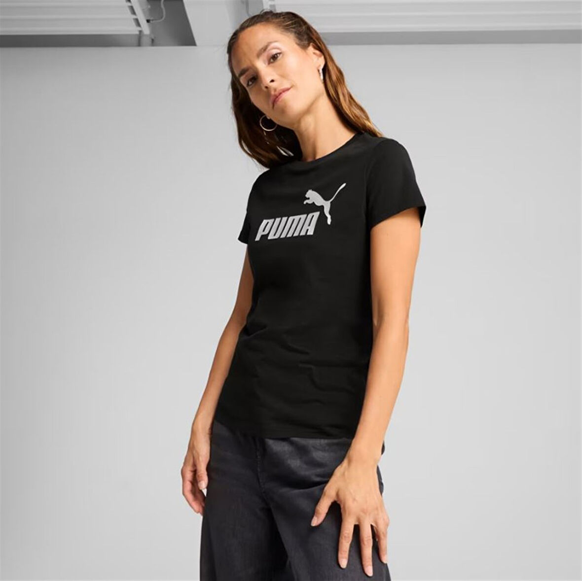 Puma METALLIC No.1 Logo Tee Siyah Kadın Spor Tişört - 631536 01