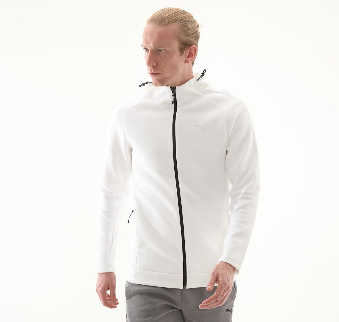 684613-02 Puma Evostrıpe Full-Zip Hoodie Erkek Ceket Beyaz