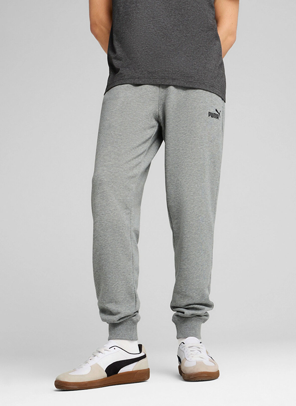 68260803 ESS No. 1 Logo Sweatpants Gri Erkek Lastikli Bel Regular Fit Eşofman Altı