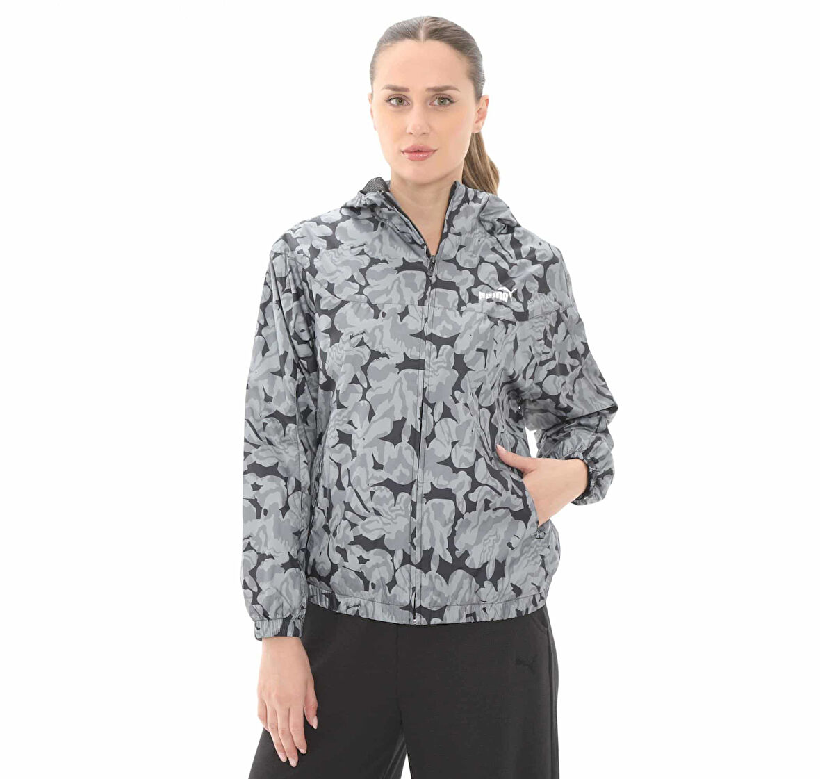 629905-01 Puma Ess Nature 2.0 Relaxed Kadın Yağmurluk-R&amp;uuml;zgarlık Gri