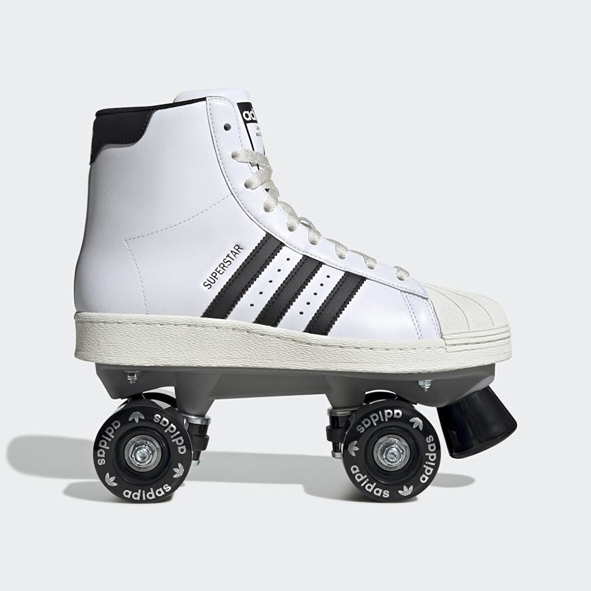 ADİDAS JS4038 SUPERSTAR 82 SKATE W