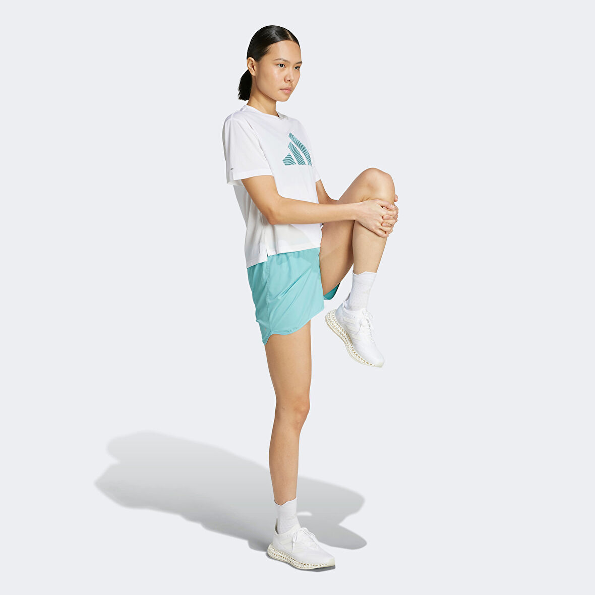 adidas Adi365 Running Essentials Brand Love Kadın Beyaz Koşu T-Shirt