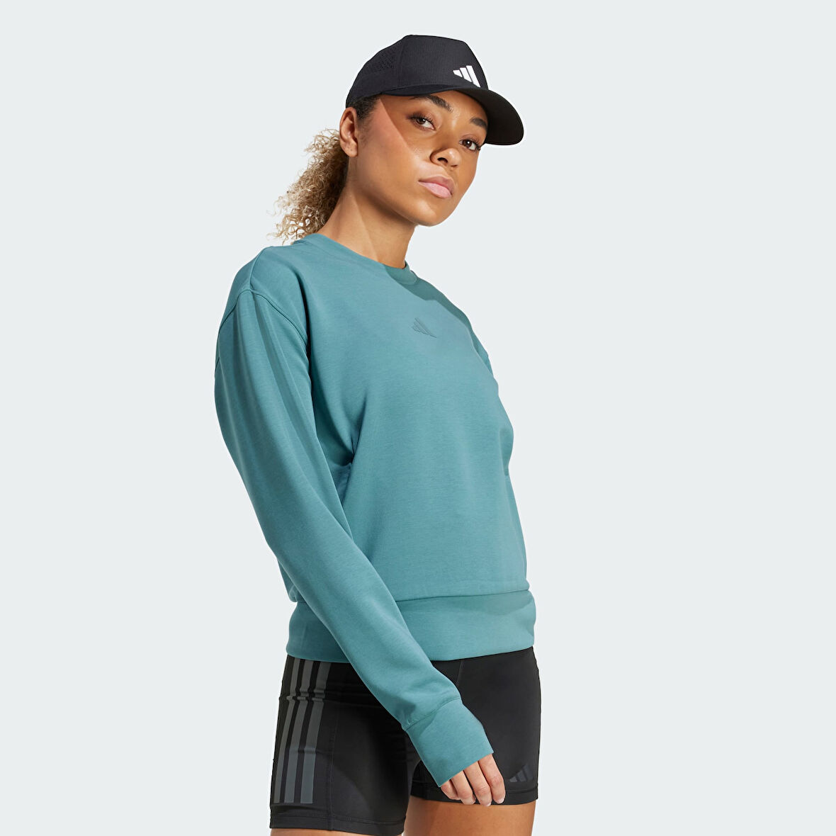adidas JW3395 D4T KNIT CREW Kadın Sweatshirt