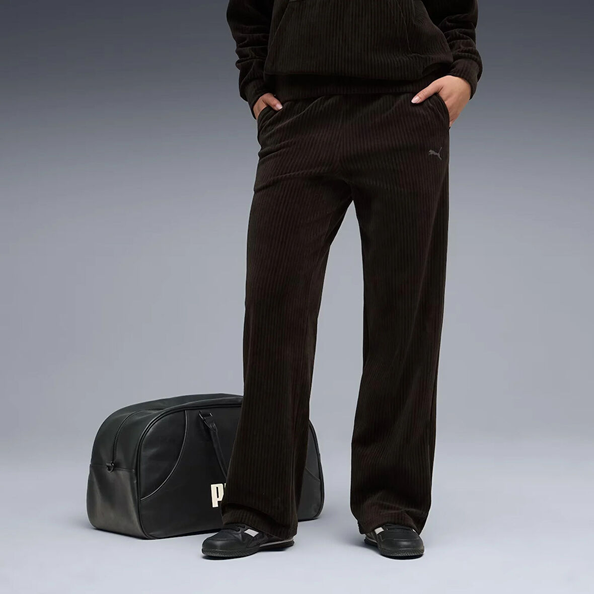 Puma Ess Elevated Velour Pant Kadın Eşofman Altı 688108