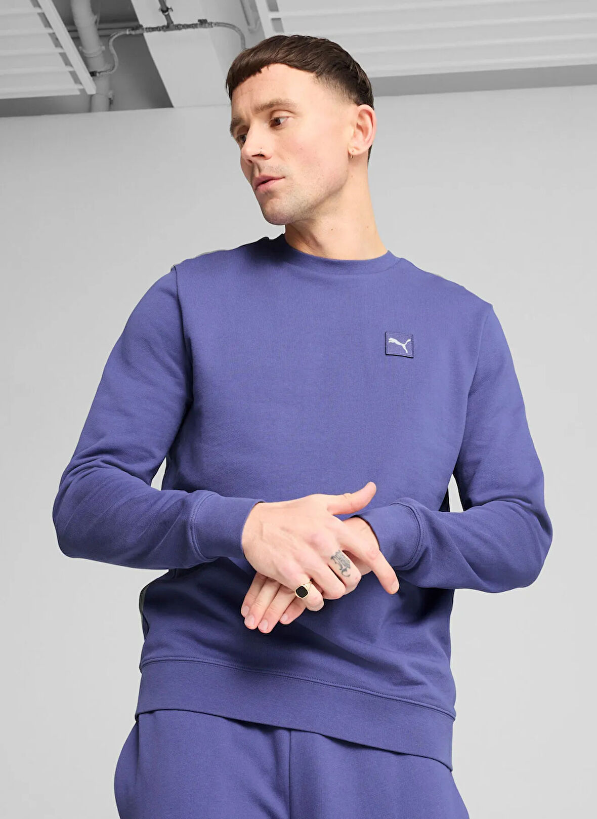 Puma 69089546 ESS ELEVATED Crew TR Mor Yuvarlak Yaka Regular Fit Düz Erkek Sweatshırt