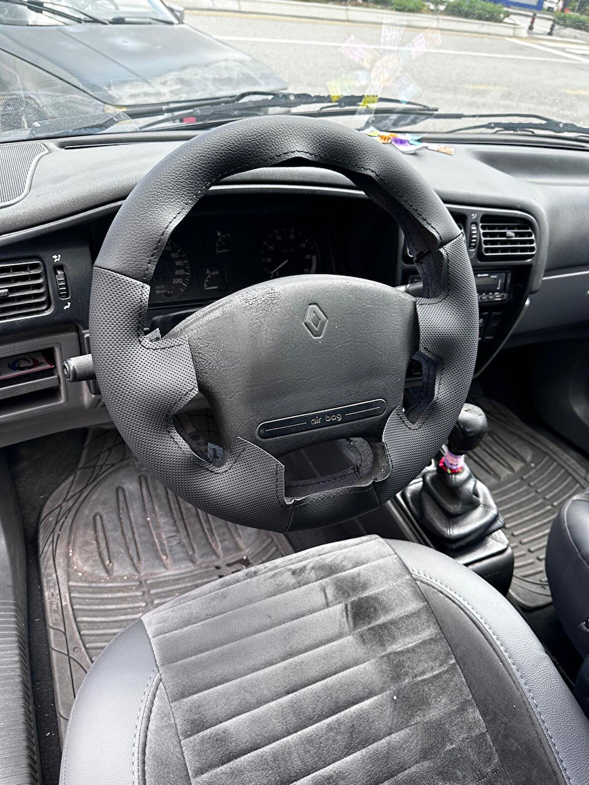 RENAULT 19 EUROPA ARACA ÖZL DİKMELİ DİREKSİYON KILIFI(AÇIKLAMAYI OKUYUNUZ LÜTFEN)