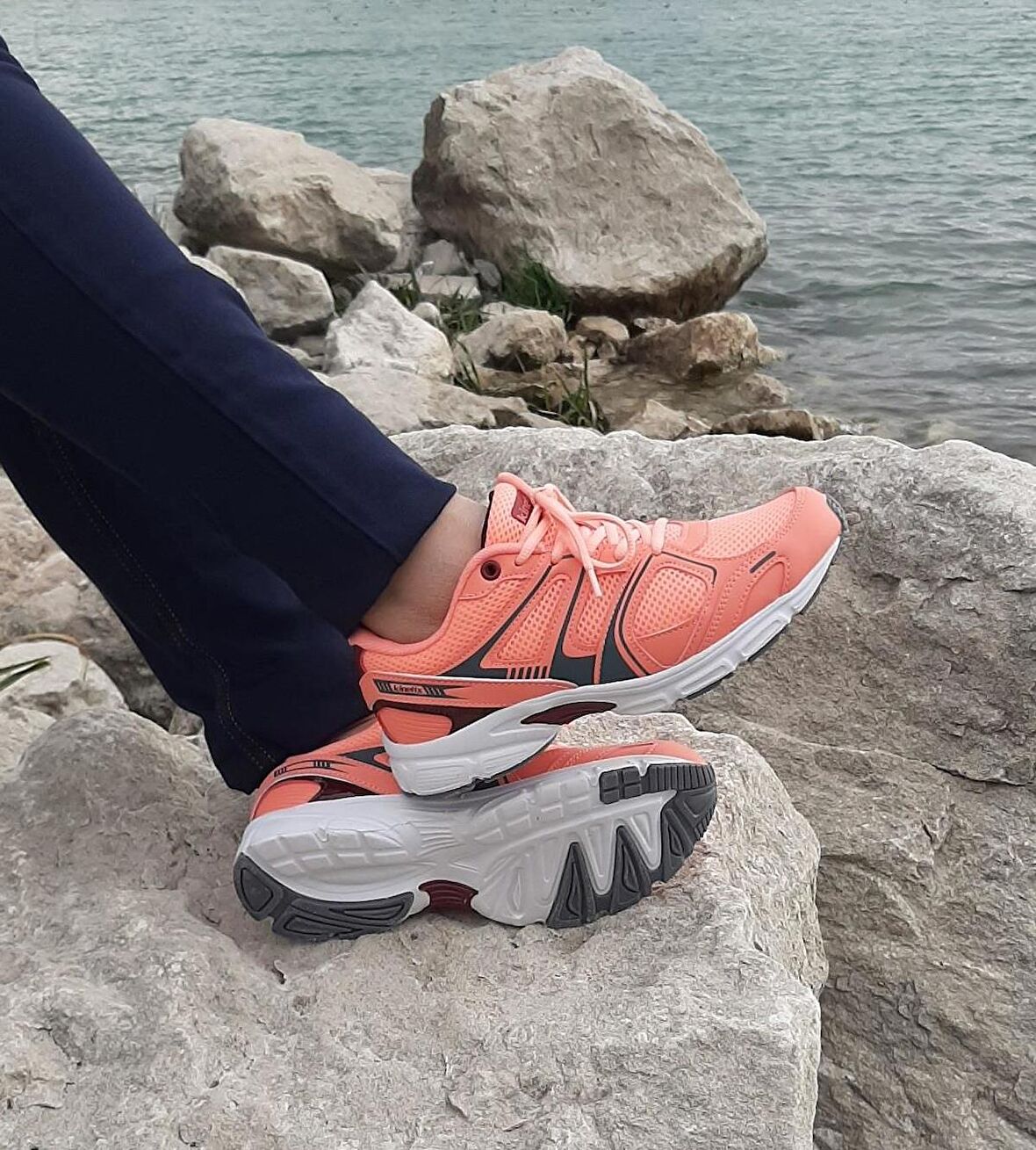 Kinetix Arıon Narçiçeği-Gri Renk Fuspetli Athletic Koşu Spor Ayakkabı