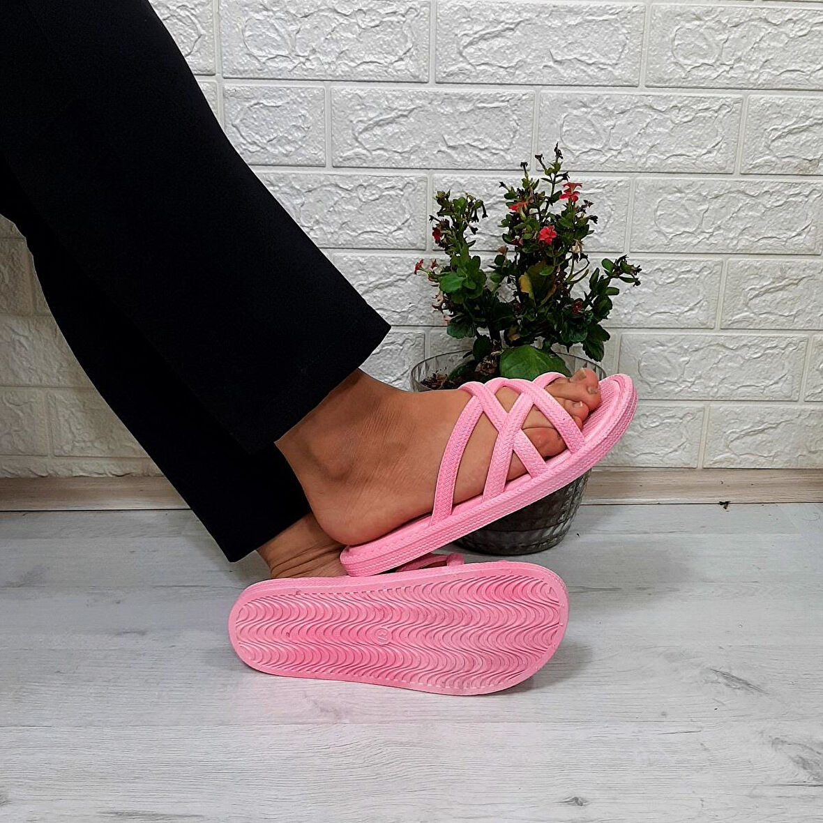 Brn 302 Pembe Ahtapot Hasırlı Kaymaz Havuz Plaj Kadın Terliği