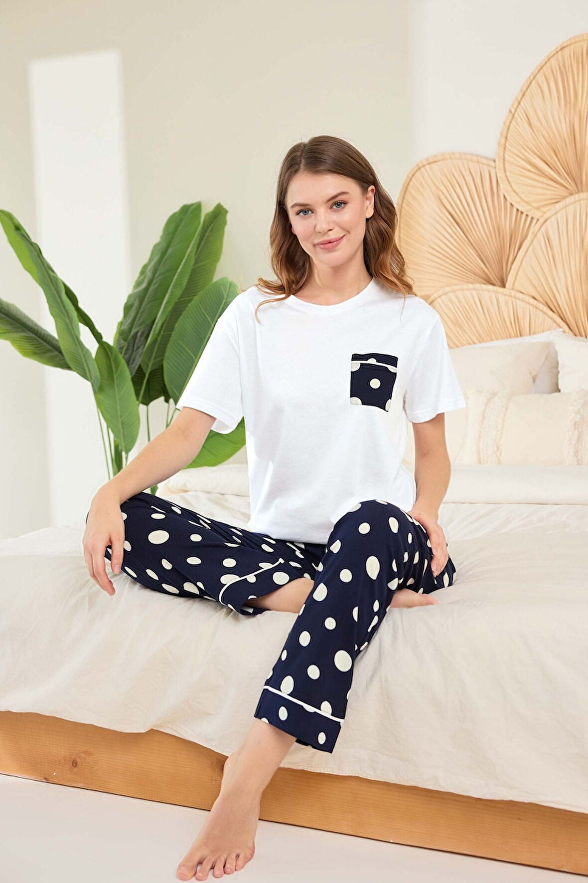 Aydoğan Kadın Beyaz Benekli Viskon Kumaş Pijama Takımı