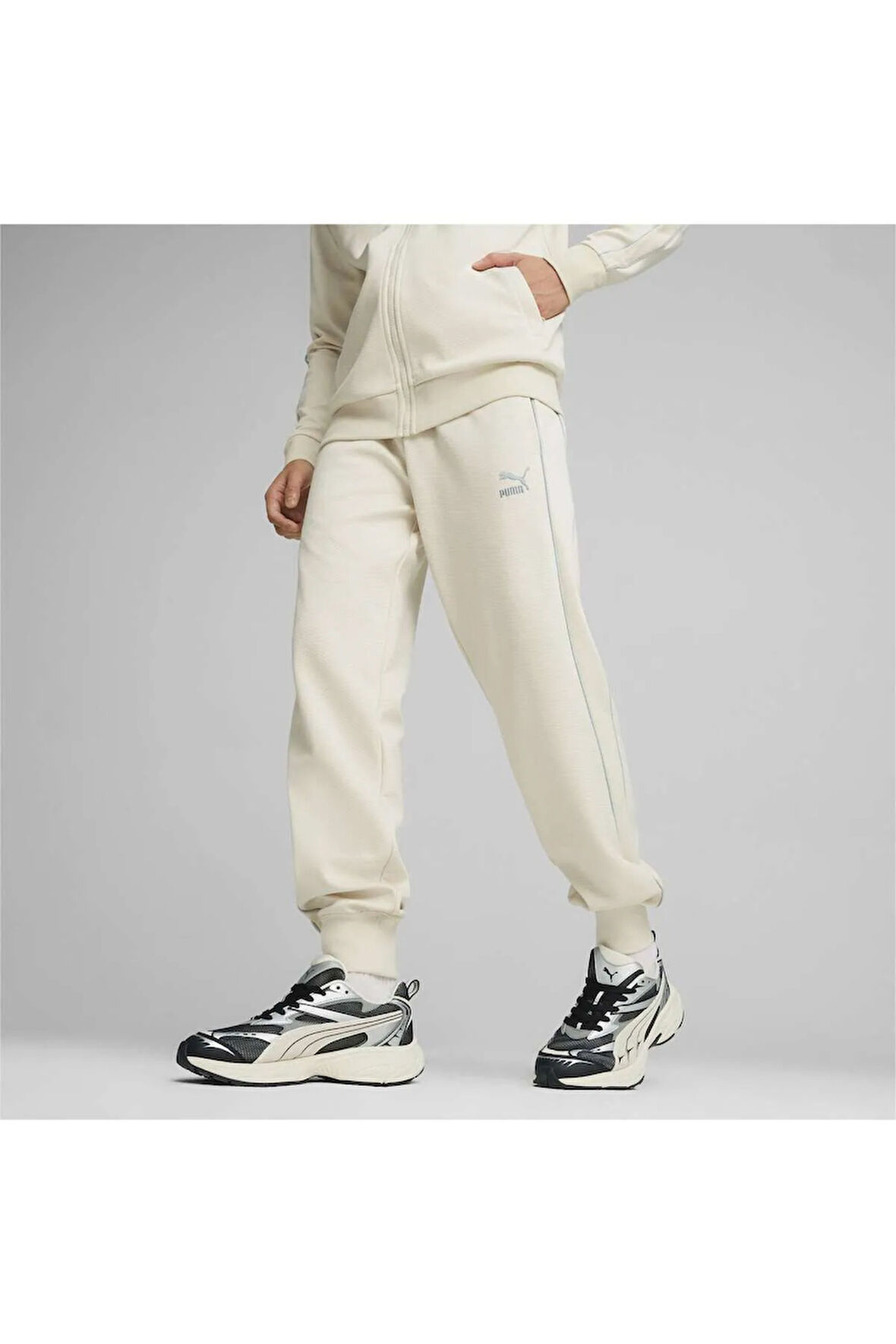 T7 Track Pants