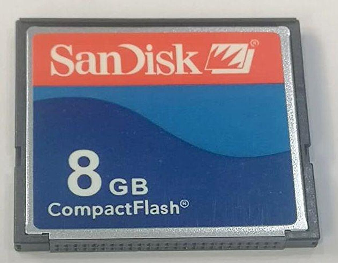 8 GB SANDISK COMPACT FLASH HAFIZA KARTI
