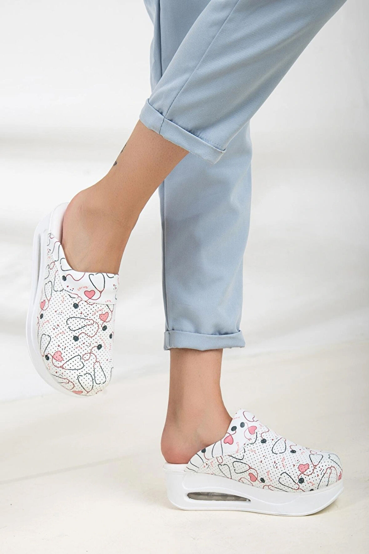 Ortopedik Sabo Terlik Doktor Hemşire Hastane Aşçı Terliği Kadın Steteskop Desenli