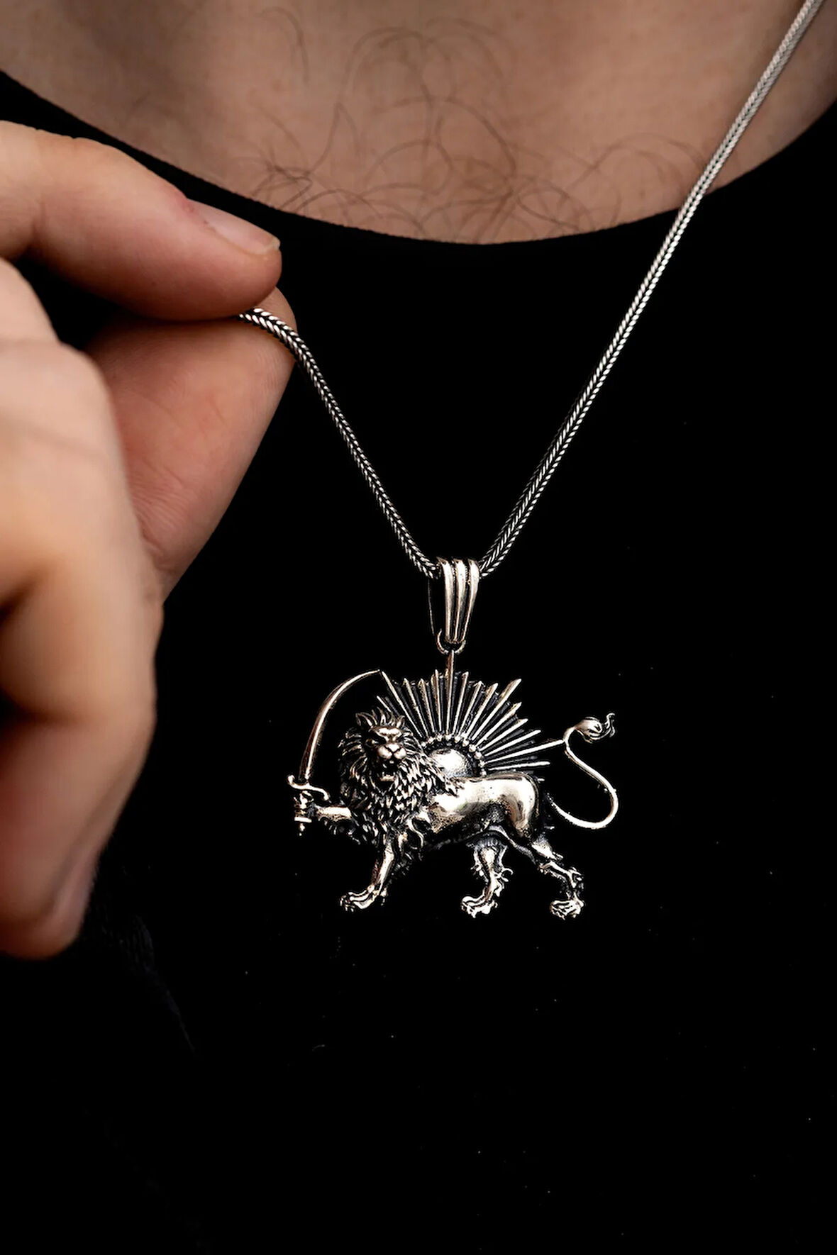 Erkek Gümüş Kolye - İran Pehlevi Aslanı Gümüş Kolye