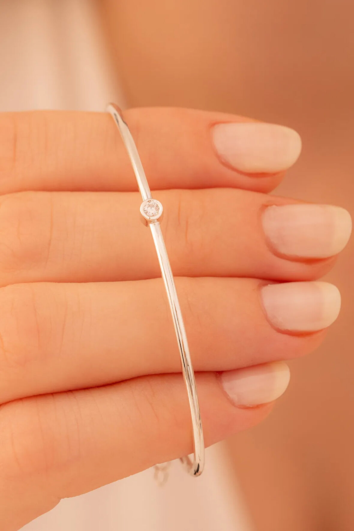 Kadın Gümüş Bileklik - Kadın Kelepçe - Zirkon Taşlı Zarif Model İnce Kibar Kadın Bileklik