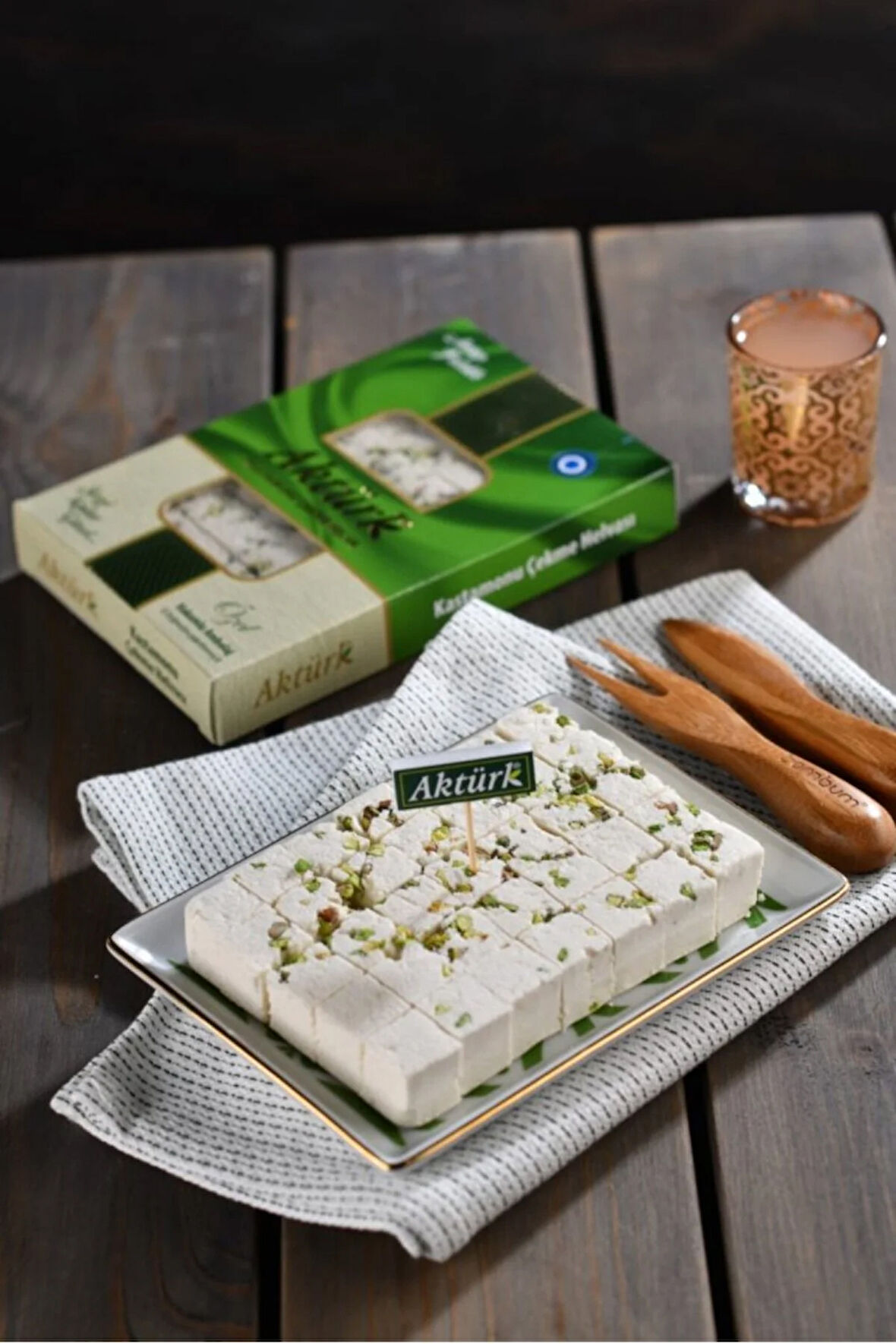 250 Gr Antep Fıstıklı Kastamonu Çekme Helva Meşhur Çekme Helva