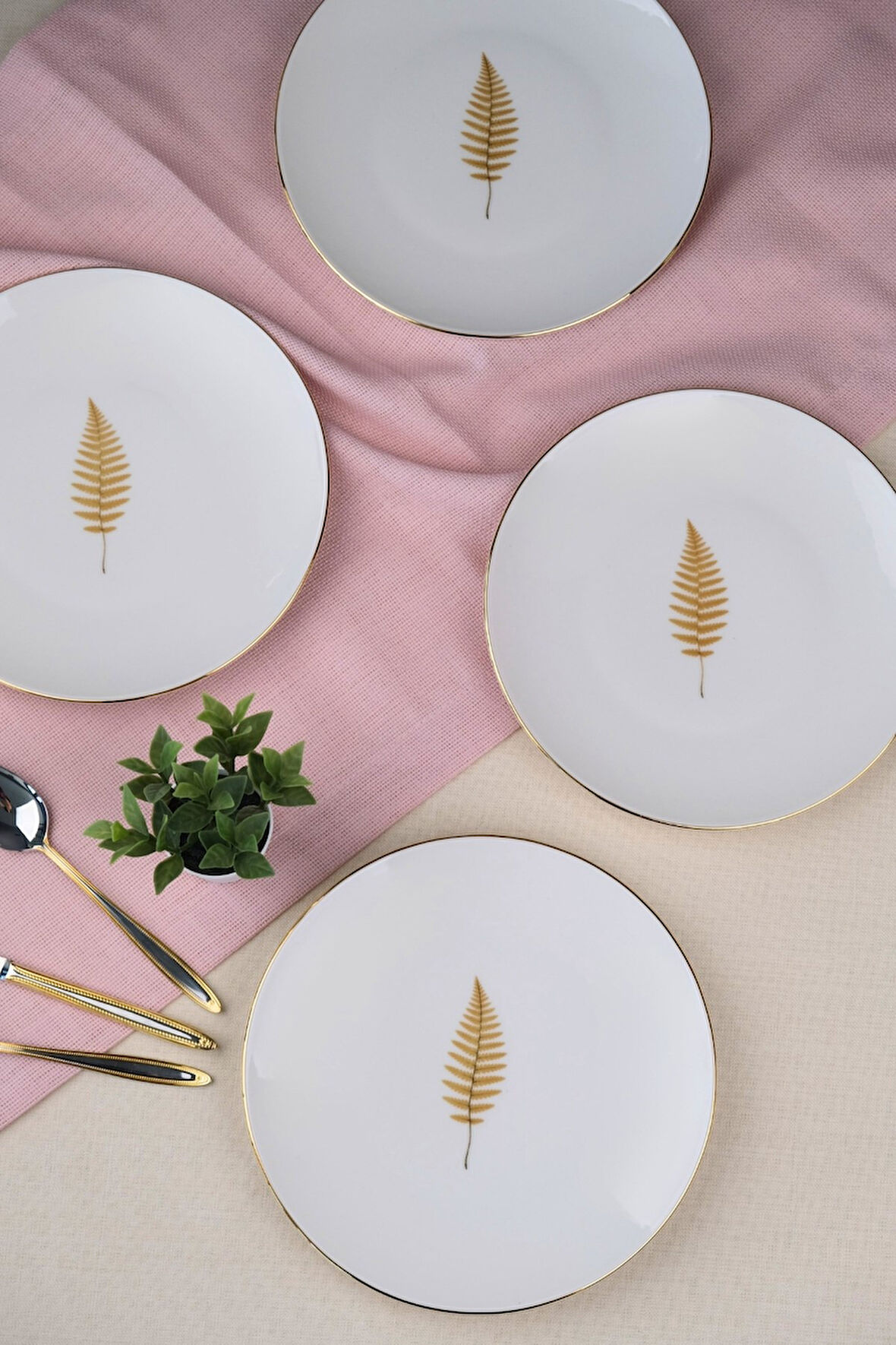 Tabak Evi Porselen Natura Fern Altın Yaldız Pasta Tabağı 20,50cm 4 lü