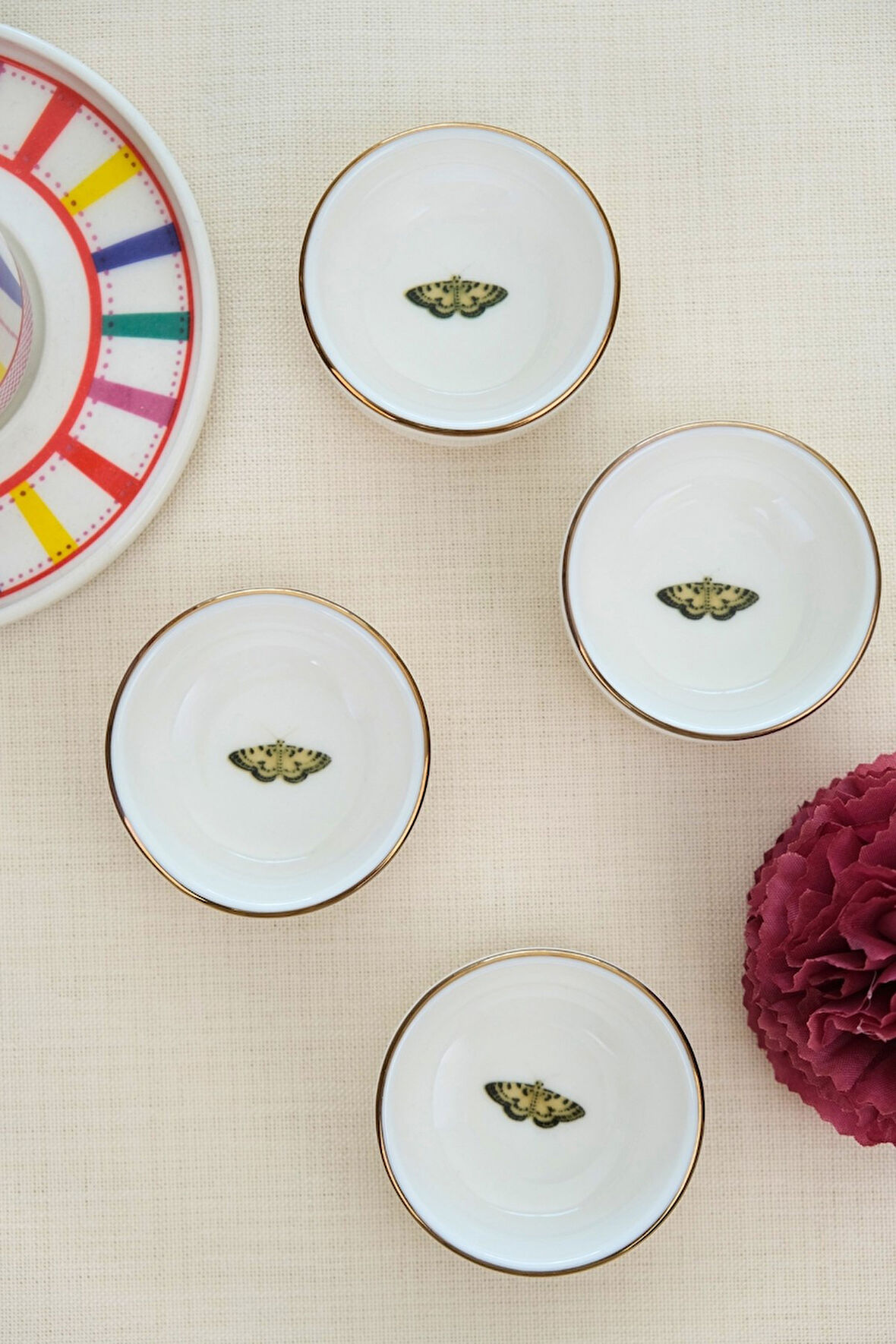 Tabak Evi Kelebek Altın Yaldızlı İstifli Kase 6x2cm 30cc 4 LÜ