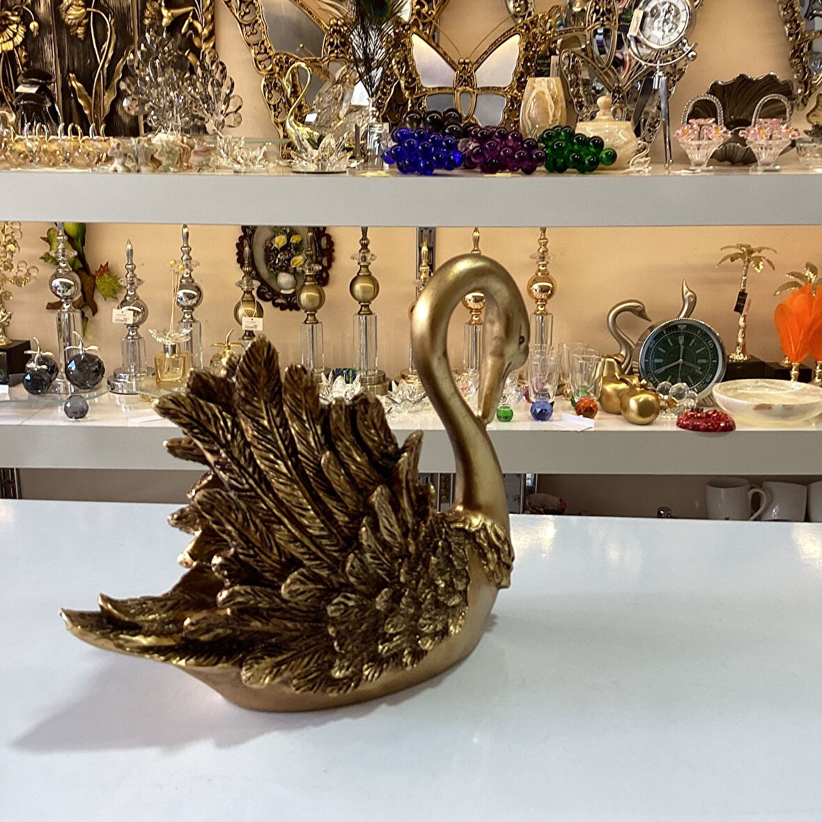 Dekoratif Kapalı Kuğu Biblo Şekerlik Gold