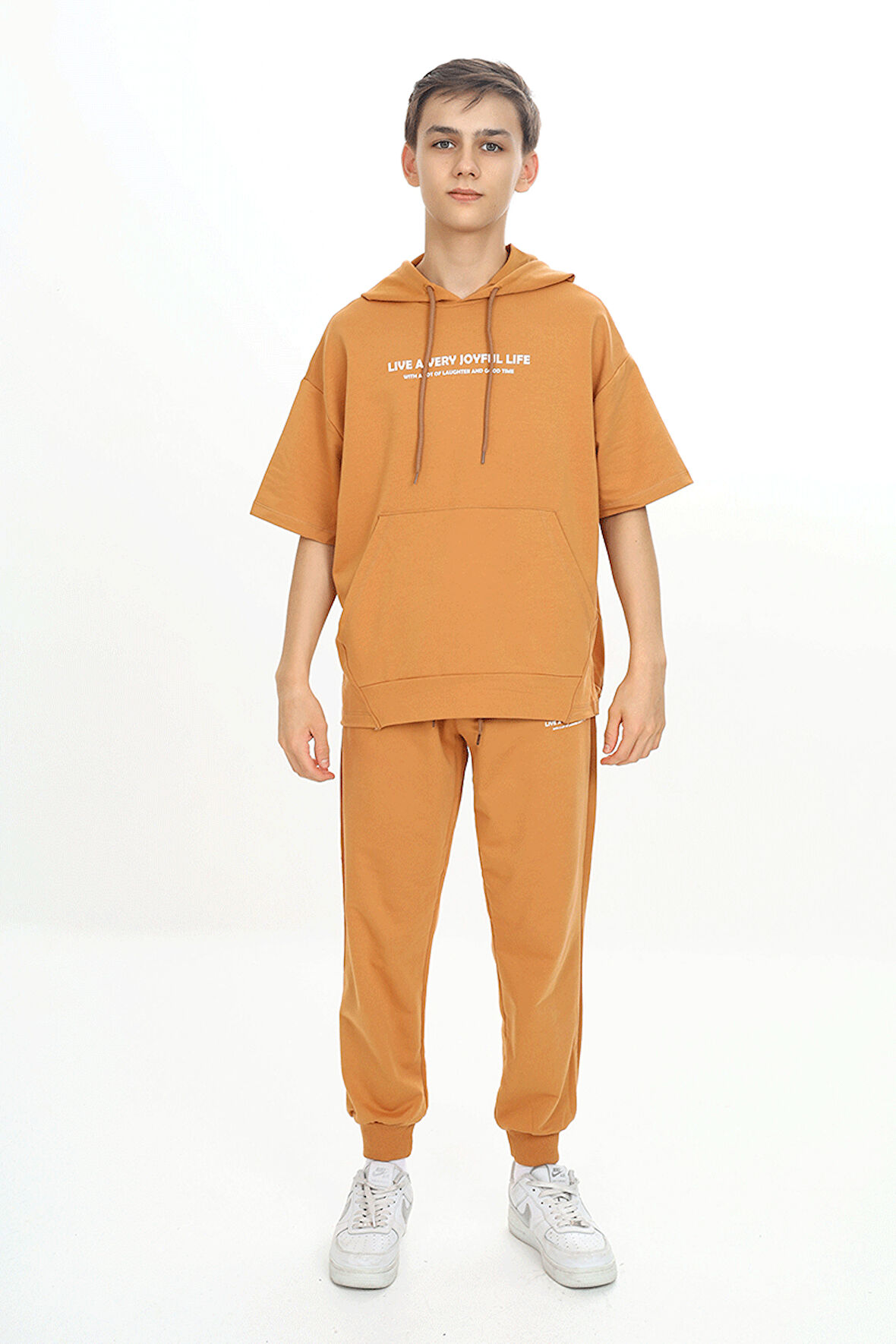 Erkek Çocuk Kısa Kollu Kapüşonlu Yaka Baskılı Eşofman Takımı