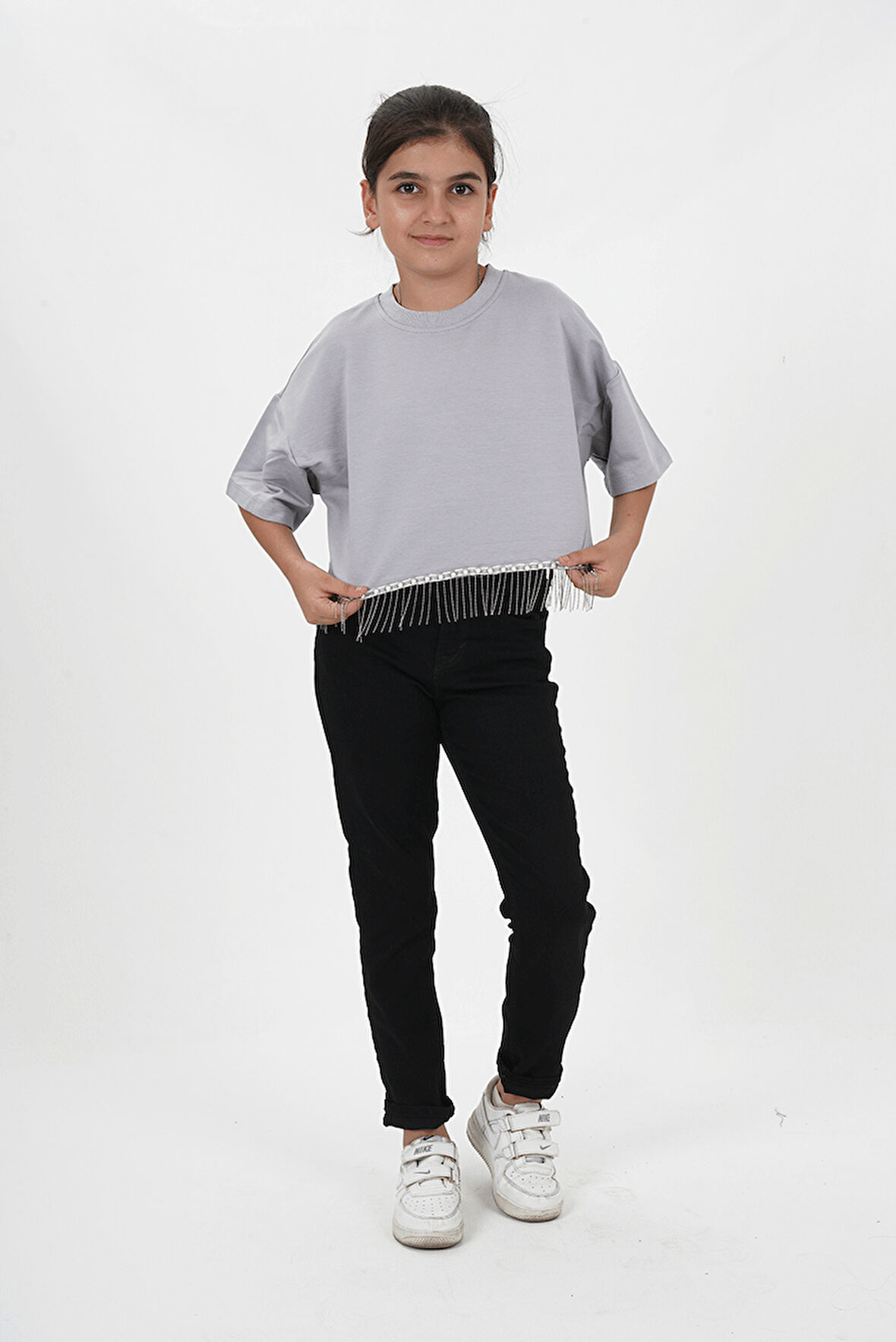 Kız Çocuk İki İplik Etek Ucu Püsküllü Zincirli Kısa Kollu Tshirt